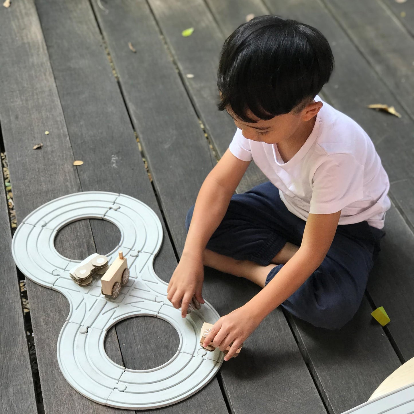 PlanToys® Road & Rail Set Montessori Imaginative and Creative Play Set | Early Language, Problem Solving and Coordination Activity | Eco Friendly Road and Rail Building Set