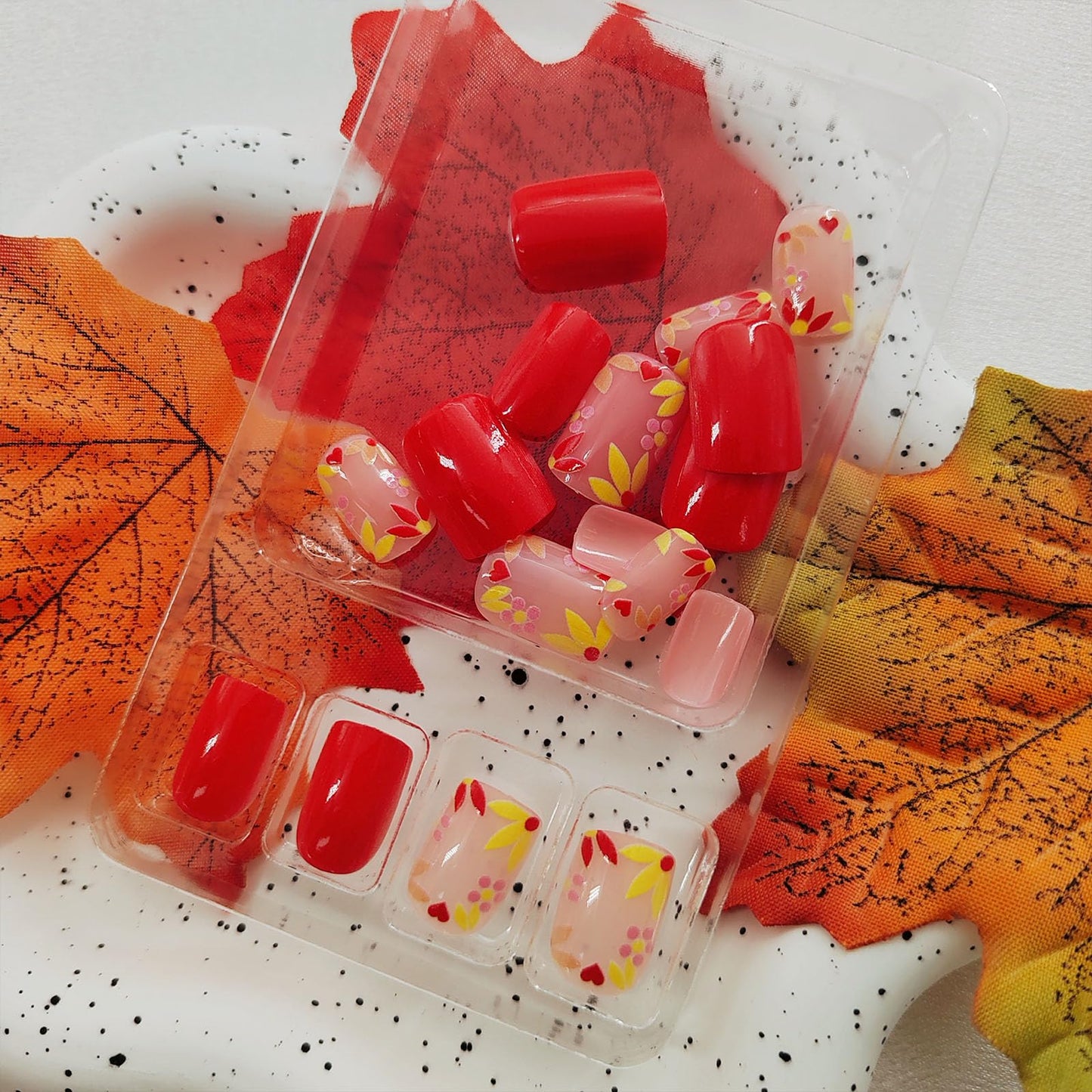 Square Press on Nails Short Fake Nails Colorful Flower Heart Design Glue on Nails Flowers Acrylic Nails Press ons Red Full Cover False Nails Glossy Artificial Stick on Nails Women Girls 24 Pcs