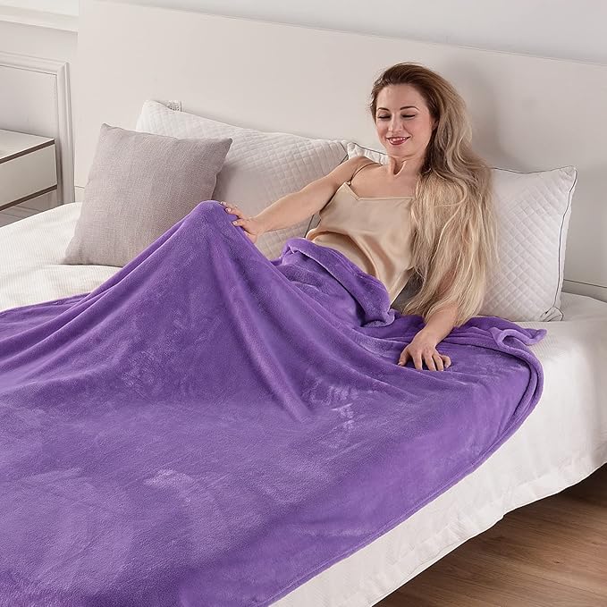 SOCHOW Flannel Fleece Blanket King Size, All Season Lightweight Super Soft Cozy Blanket for Bed or Couch, Purple(90inch X108'')