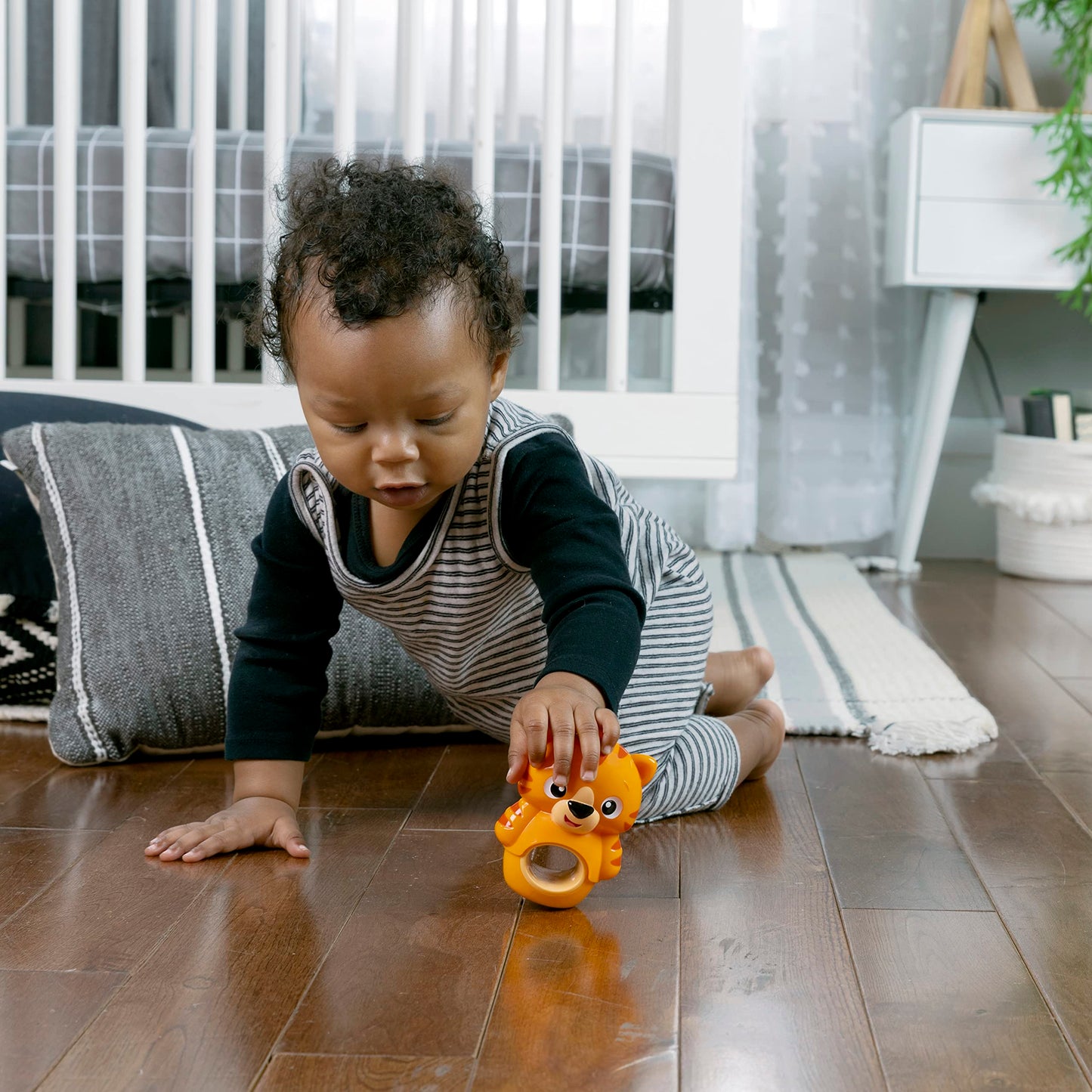 Baby Einstein Teethe & Wobble Tinker Tiger Teether Toy, BPA Free, for Cause and Effect Learning, Infants Ages 3 Months and Up