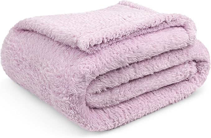 PAVILIA Sherpa Bed Blanket King Size, Light Purple Lavender Plush Soft Cozy Blanket for Bed, Fluffy Lightweight Microfiber, Fuzzy All Season Blanket, 90x108 King