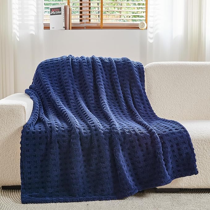 NEWCOSPLAY Super Soft King Blanket Navy Premium Silky Flannel Fleece 3D Waffle Checkered Lightweight Bed Blanket All Season Use (Dark Navy, King(90"x110"))