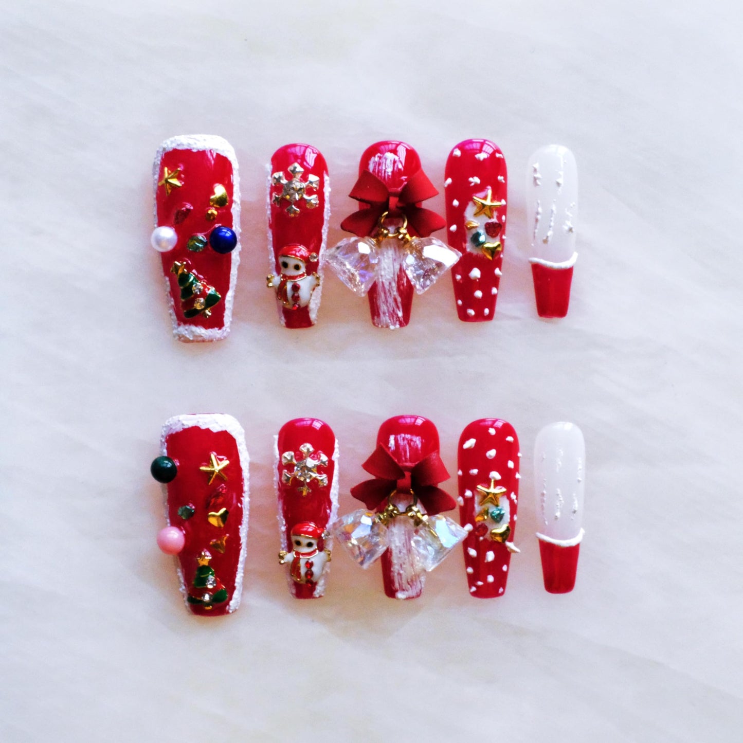 GLORS Christmas Press-On Nails, Long Ballerina Shape, Red and White Design with Snowman, Bows and Snowflakes, 10 Pieces (XS, LS)