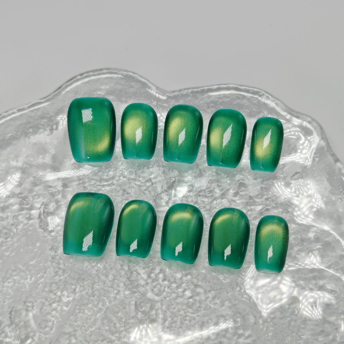 Cat Eye Press on Nails Handmade Short Oval/Square/Round False Nails with French Tip/Aurora/Magnetic Shimmer Designs (Jelly#Square Emerald, Small)