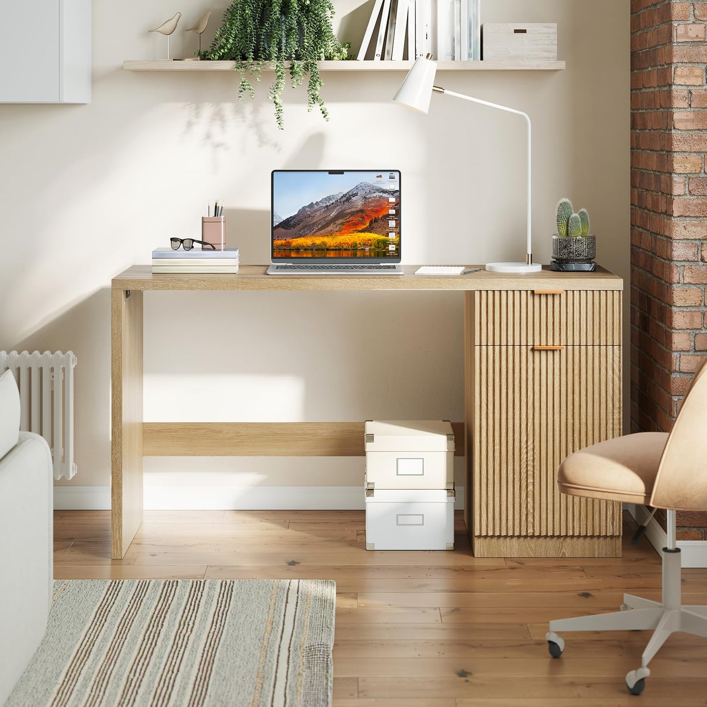 IDEALHOUSE Fluted Executive Desk with Drawers, 60" Modern Home Office Desk with Storage Cabinet, Wood Fluted Computer Desks Workstation for Working, Studying, Writing, Natural Oak