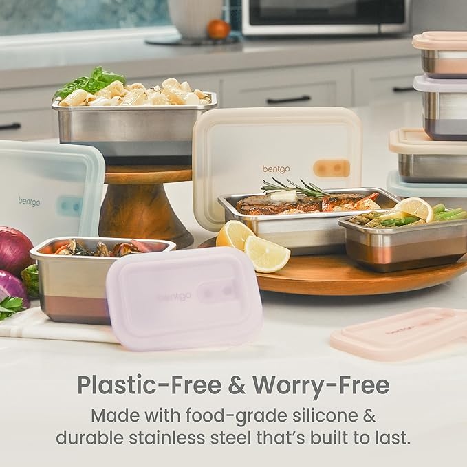 Bentgo MicroSteel Heat & Eat Container – Microwave-Safe, Leak-Proof & Airtight, Easy-to-Clean Lightweight Stainless Steel Reusable Food Storage with Silicone Lid (Dinner Size; 5.5-Cup Capacity; Gold)