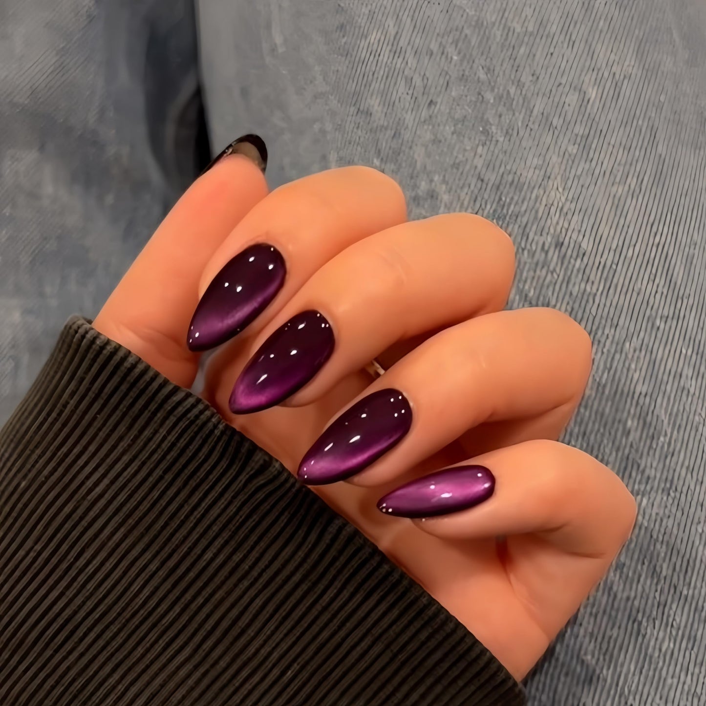 KQueenest Purple Cat Eye Press on Nails Almond Shape, 30 Pcs Black Glitter Fake Nails Medium, Thick Dark Sparkly Nails Press on, Shiny Acrylic Nails, Cute Bling Stick on Nails for Women Manicure