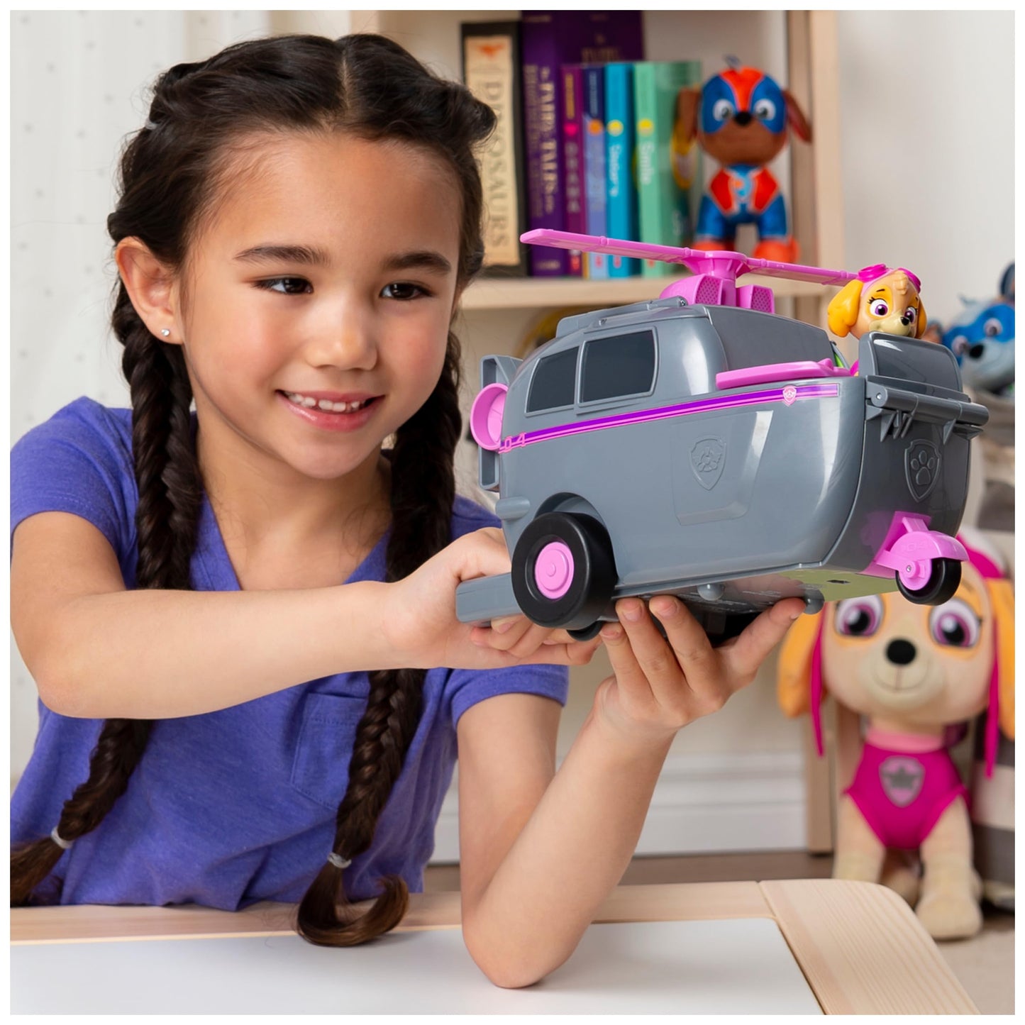 Paw Patrol, Skye’s Ride N Rescue, 2-in-1 Transforming Playset and Helicopter, for Kids Aged 3 and Up