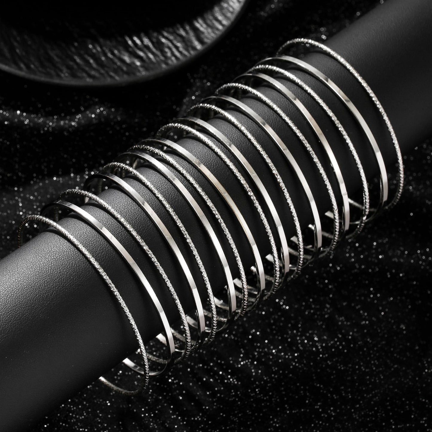 AYWFCBF Silver Bracelets for Women, 20 Pcs Boho Stackable Bangles Multi Layer Textured Chunky Bracelets Jewelry Set for Women