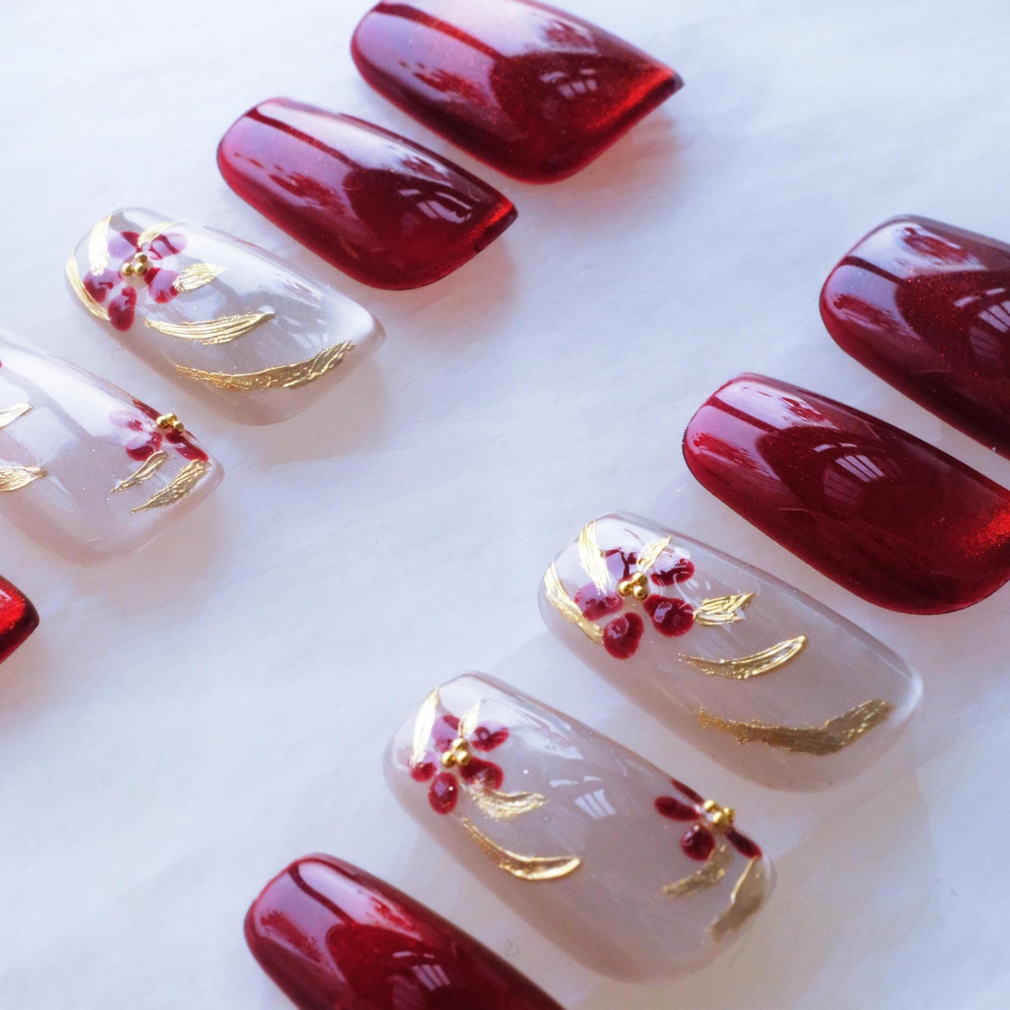 GLORS Press on Nails, Red Plum Embroidery Cat Eye False Nails with Gold Floral Design, medium ballerina Shape, 10 Pieces (Small, MB)