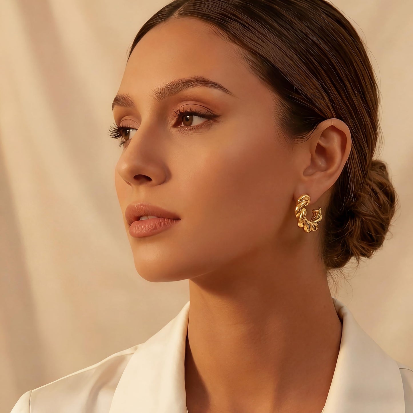 16 Pairs Starfish Chunky Gold Hoop Earrings Set for Women, Beach Shell Style Stack Statement Earrings, Hypoallergenic Lightweight Gold Plated Trendy Summer Jewelry Gift