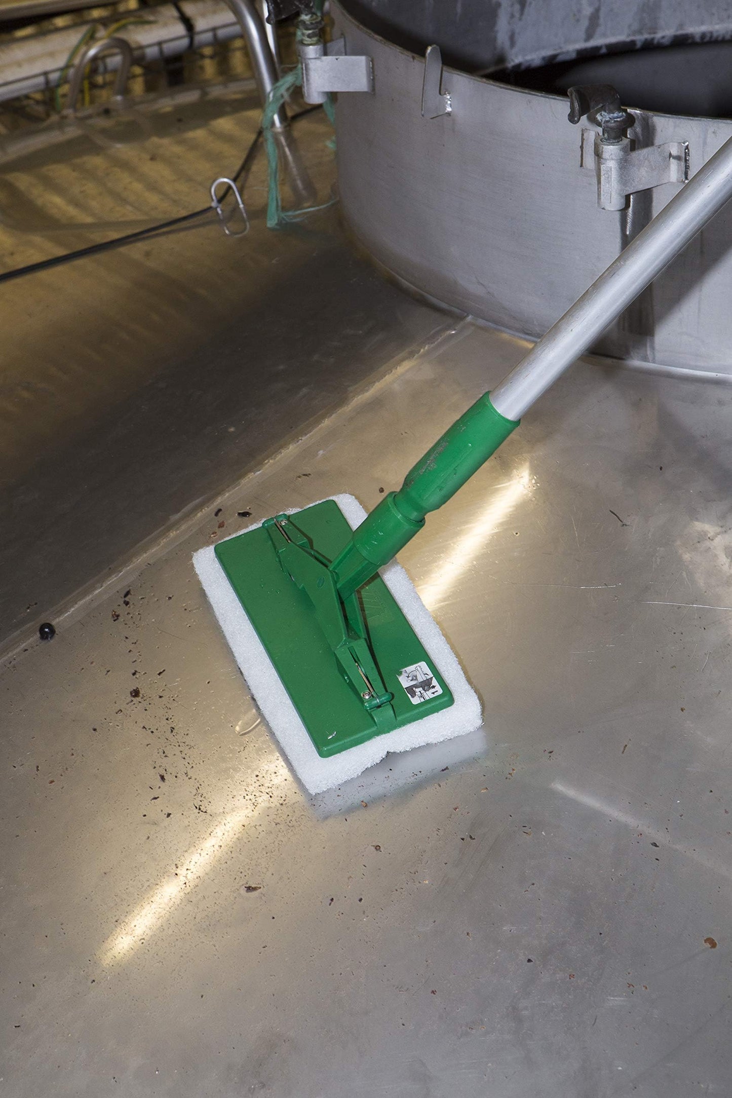 Vikan 55002 Pad Holder,Floor,9" x 3.7",PP/SS,Green