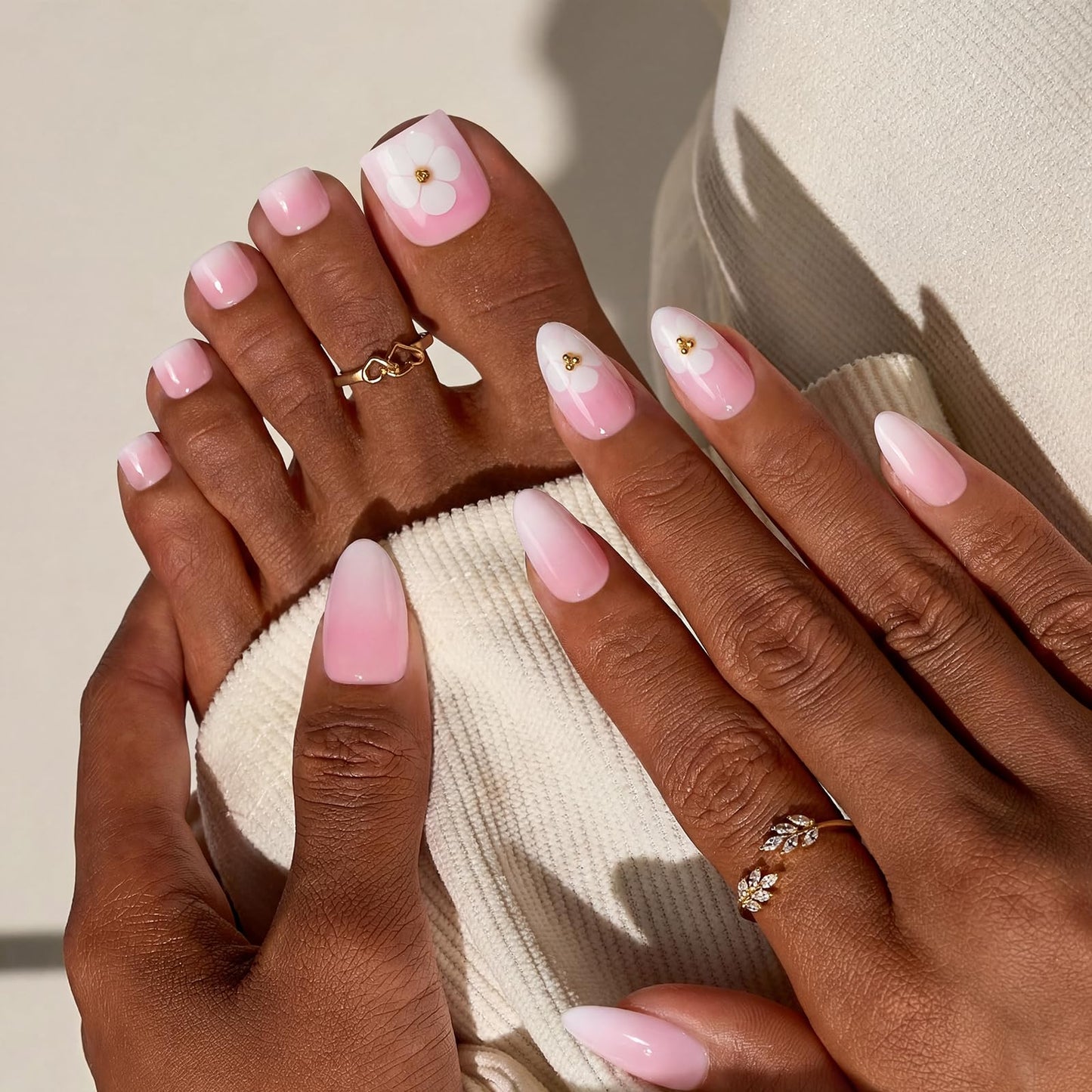 BTArtbox Press On Toenails Short - Orchard Burst, Easy-to-Apply Square Ombre Pink Toe Nail Press Ons with Glue and Adhesive Tabs in 15 Sizes - 30 Toenails All-in-One Kit