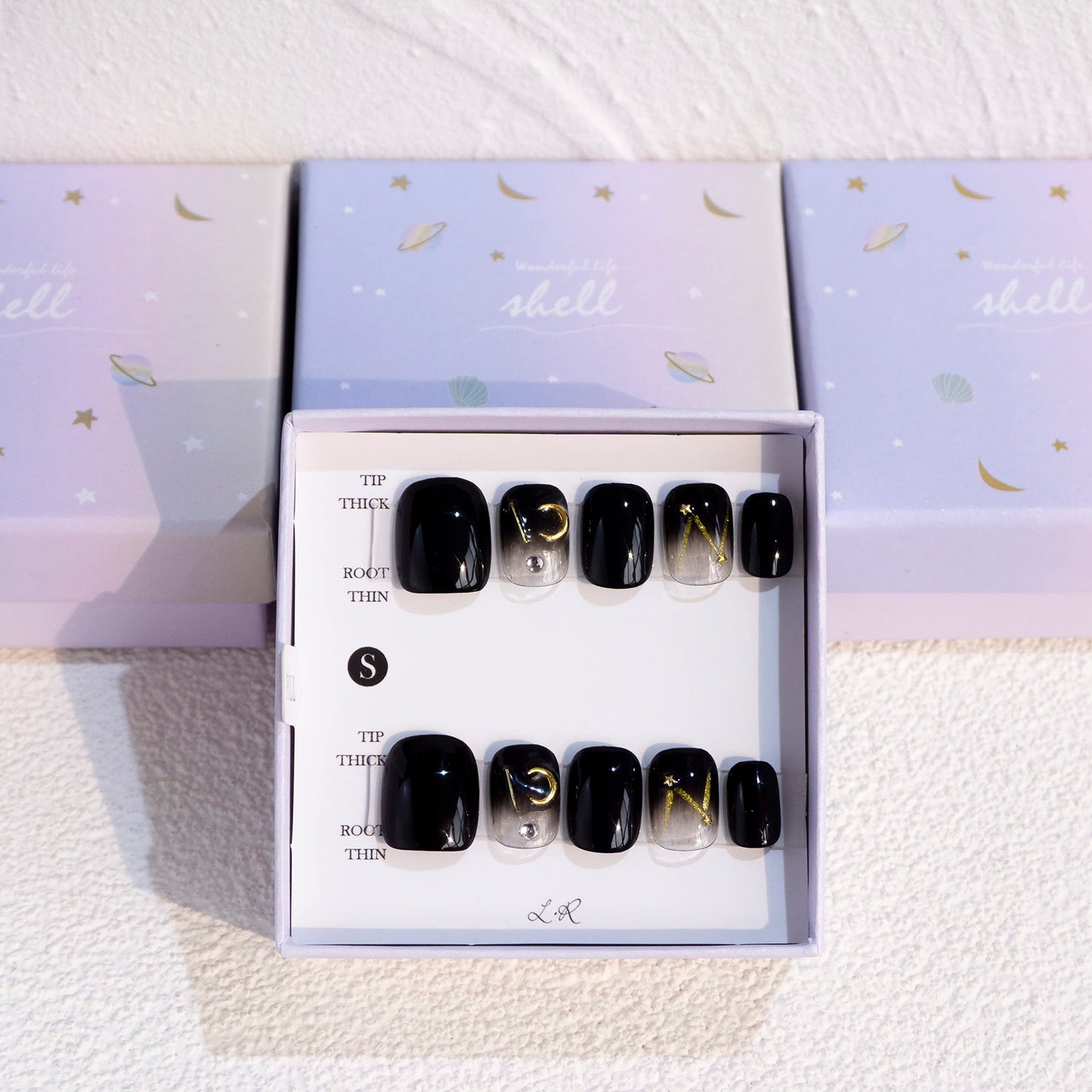 Light Rain Small Size Hand-made Press on Nails, 3D Gel UV Finished False nails with Design by Professional Manicurist