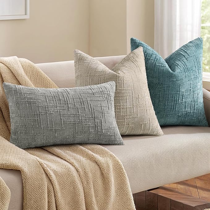 decorUhome Light Brown Chenille Throw Pillow Covers 26x26 Set of 2 Thick Textured Slubby Couch Pillow Covers Farmhouse Accent Modern Neutral Decorative Pillow Cases for Bed Sofa Living Room