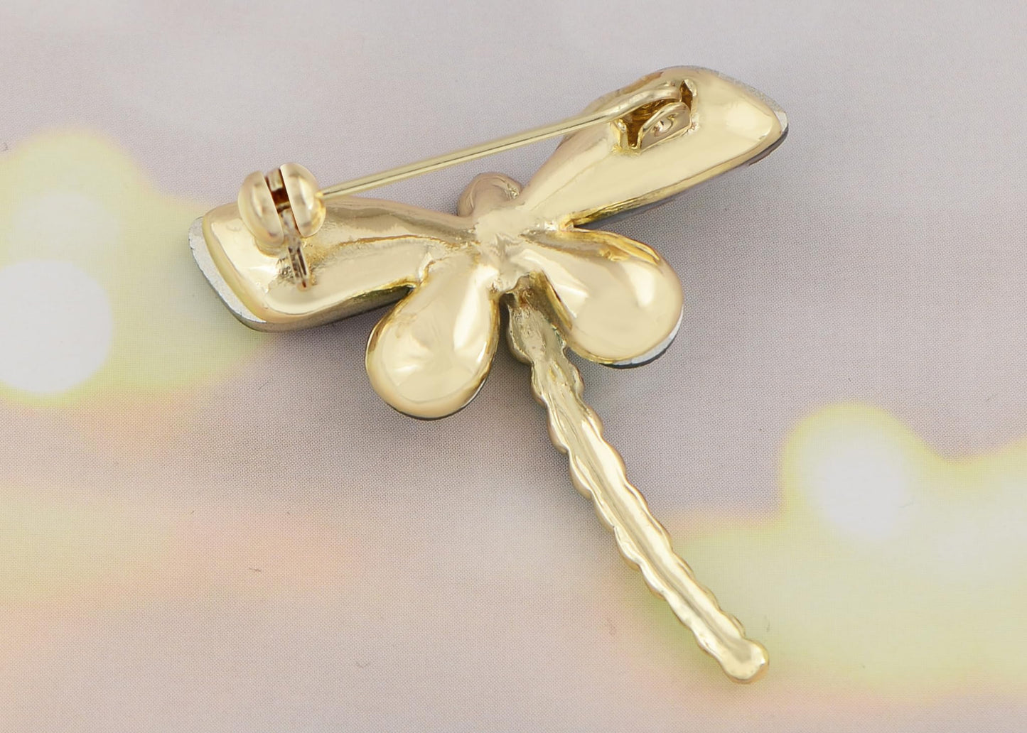 Alilang Silvery Tone Sparkly Crystal Rhinestones Dragonfly Insect Brooch Breastpin Lapel Pins for Women, Green