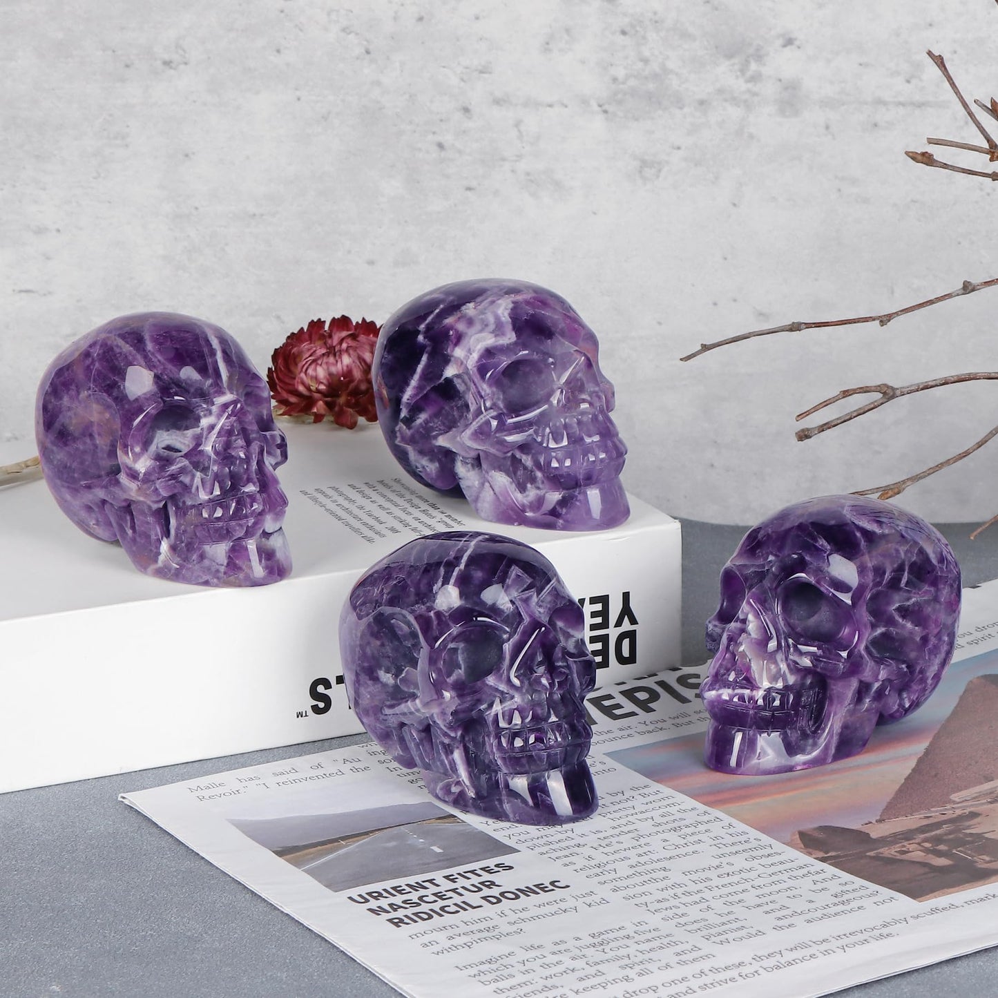 LEADGEM Amethyst Crystal Skull Head Figurine Hand Carved Large Quartz Gemstone Skull Statue Sculpture Decor for Day of The Dead Halloween(3 Inches)