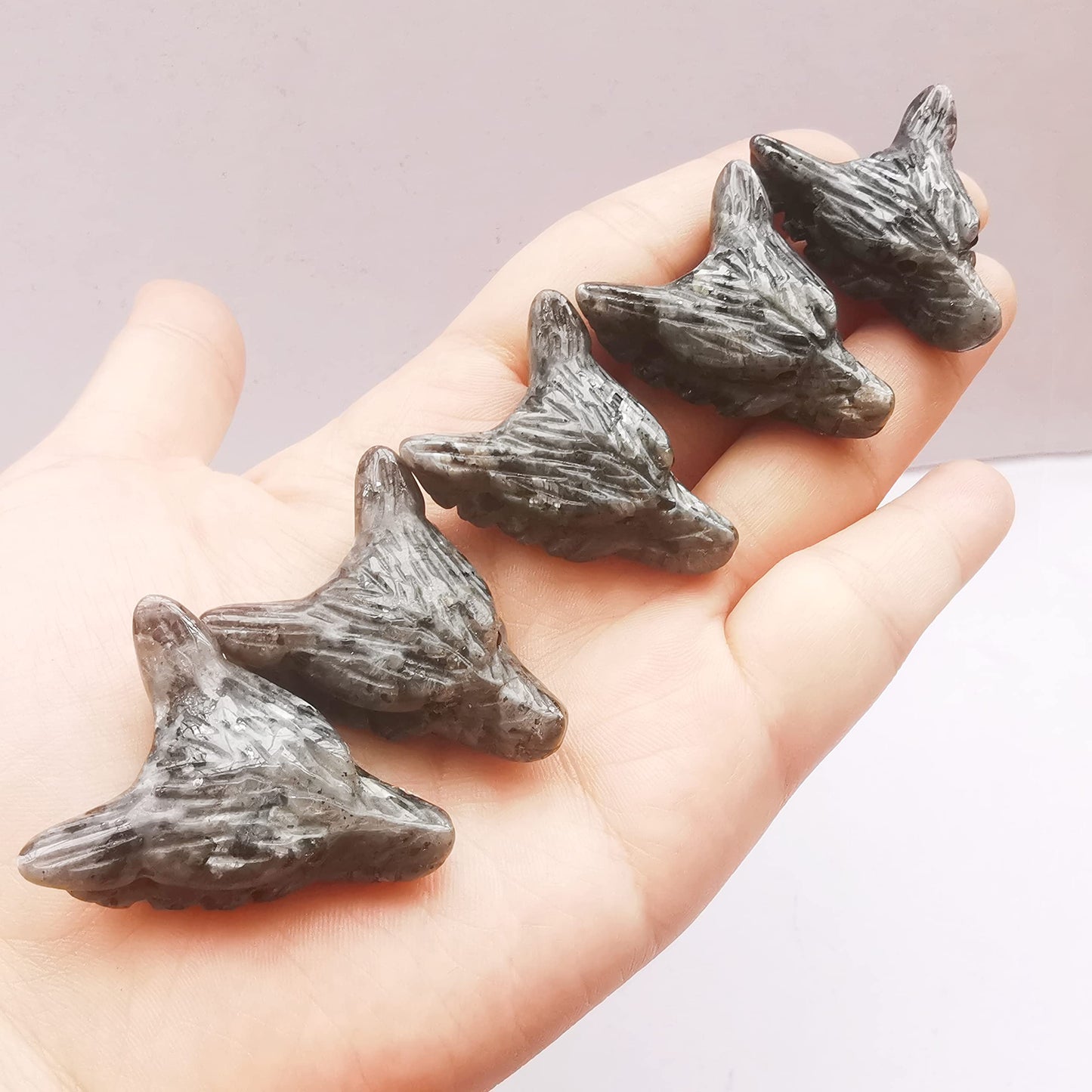 Bacatgem Natural Black Labradorite 1.37 inchs Wolf Head Pocket Crystals and Healing Stone Figurine,Haped DIY-Jewelry Pendant