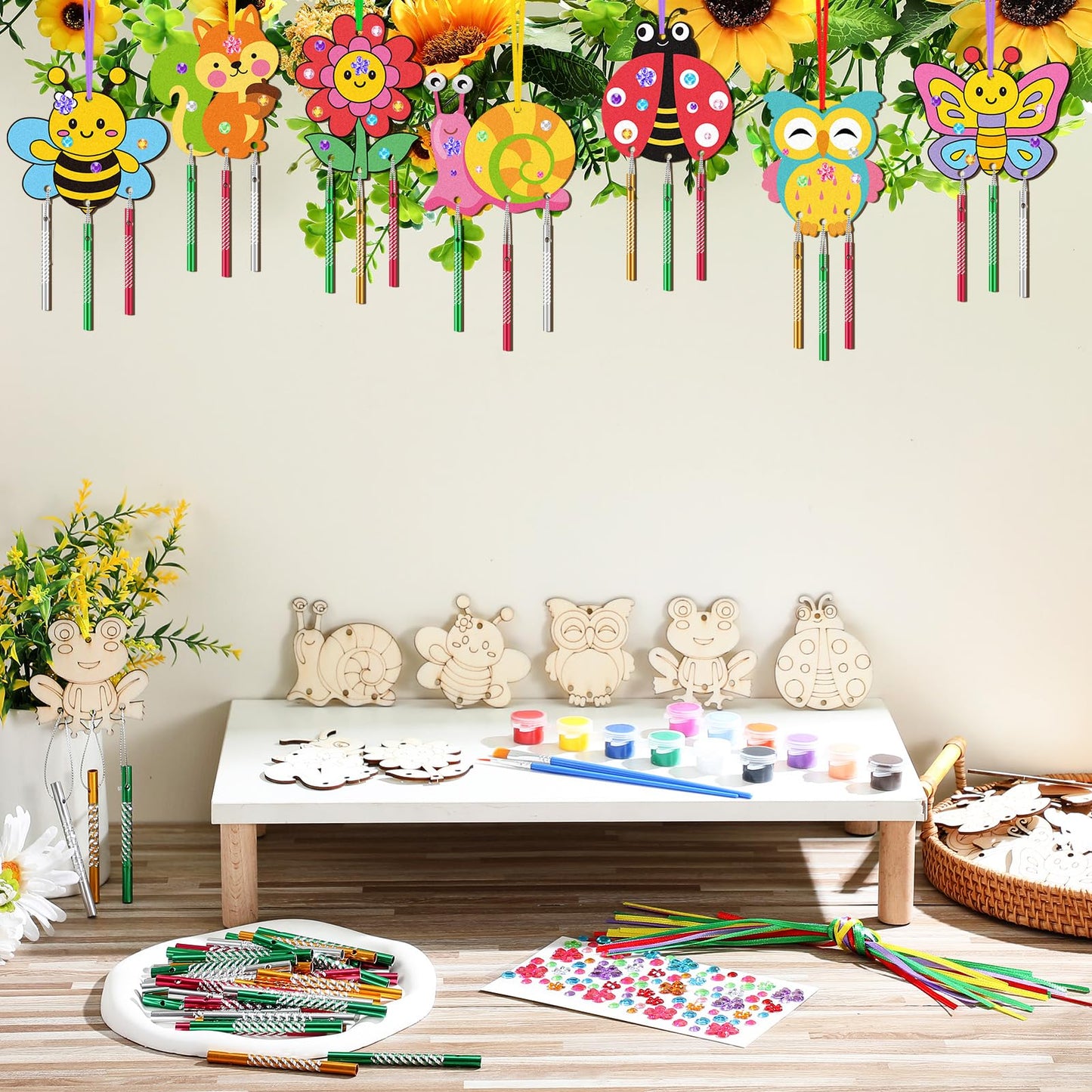 JellyArch 30 Pcs Spring Wind Chime Making Kit, DIY Wooden Spring Insect Craft Wind Chimes with Paint & Stickers, Craft Activity Creative for Church Party Windows Decoration