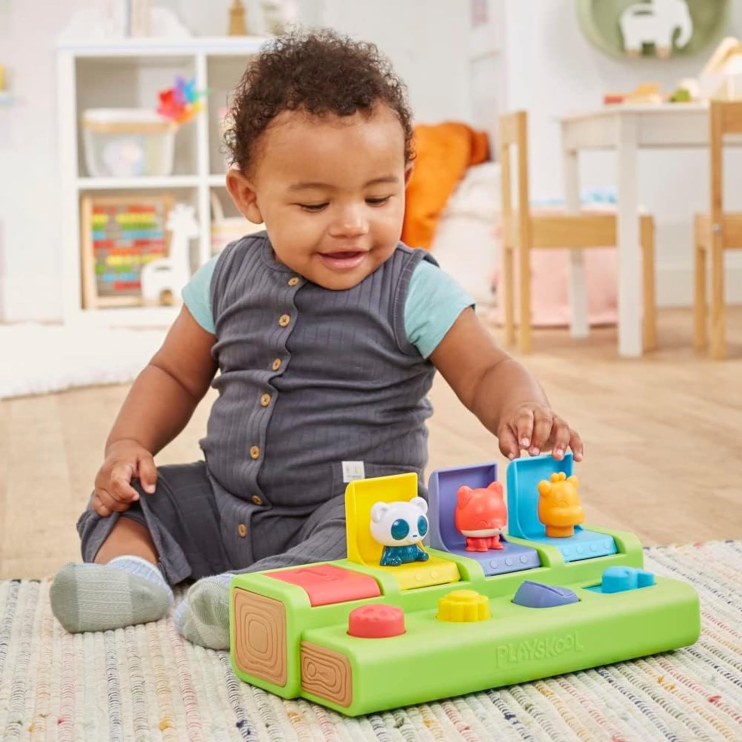 Playskool Pop 'n Peek Pals Pop-up Activity Toy for Babies and Toddlers Ages 9 Months+ (Amazon Exclusive)