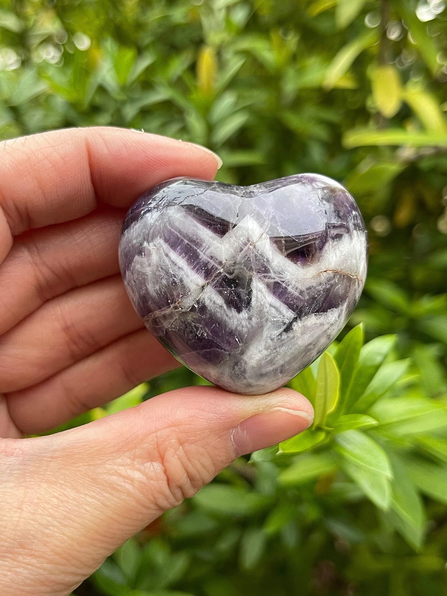 GAF TREASURES Chevron Amethyst Gemstone Hearts, Polished Chevron Amethyst Puffy Hearts, Chevron Amethyst Crystal Palm Stone, Chevron Amethyst Healing Crystal Hearts (1 Heart)