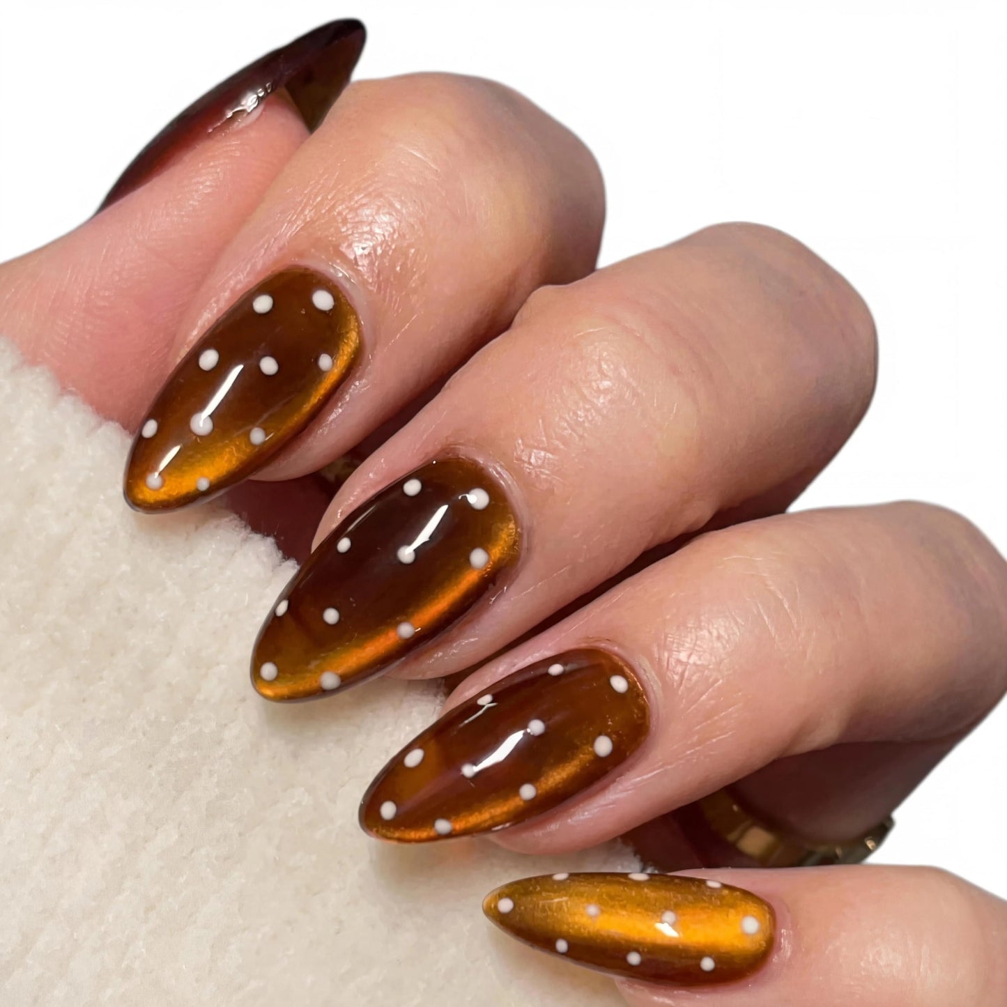 Glossy Brown Ombre Press-On Nails with White Dots, Almond Shape, 24PCS False Nails for Women, Durable & Easy to Apply, Salon-Quality Nail Art