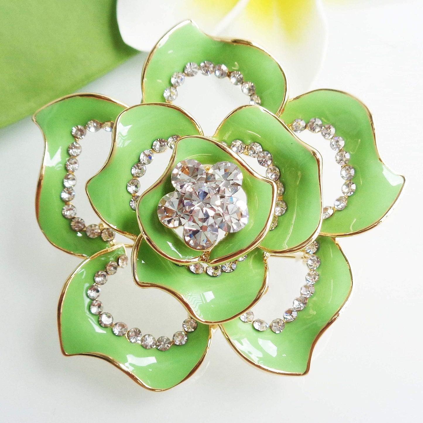 Navachi 18k Gold Plated Crystal Green Enamel Rose Flower Az7195b Brooch pins