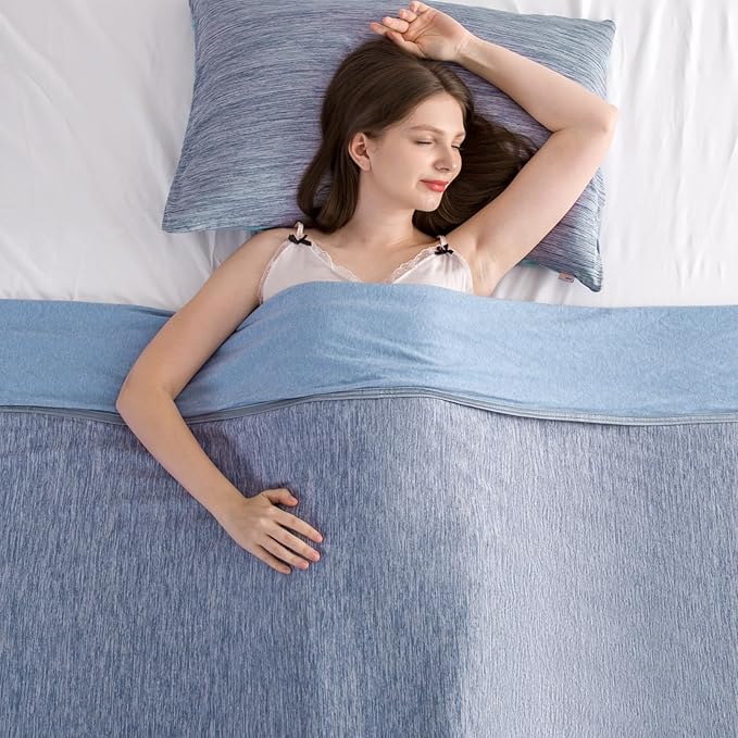 Elegear Revolutionary Cooling Blanket King Absorbs Heat to Keep Body Cool for Night Sweats, Arc-Chill 3.0 Cool Fiber Q-Max>0.5 for Hot Sleepers, Lightweight Summer Cold Blankets for Sleeping, Blue