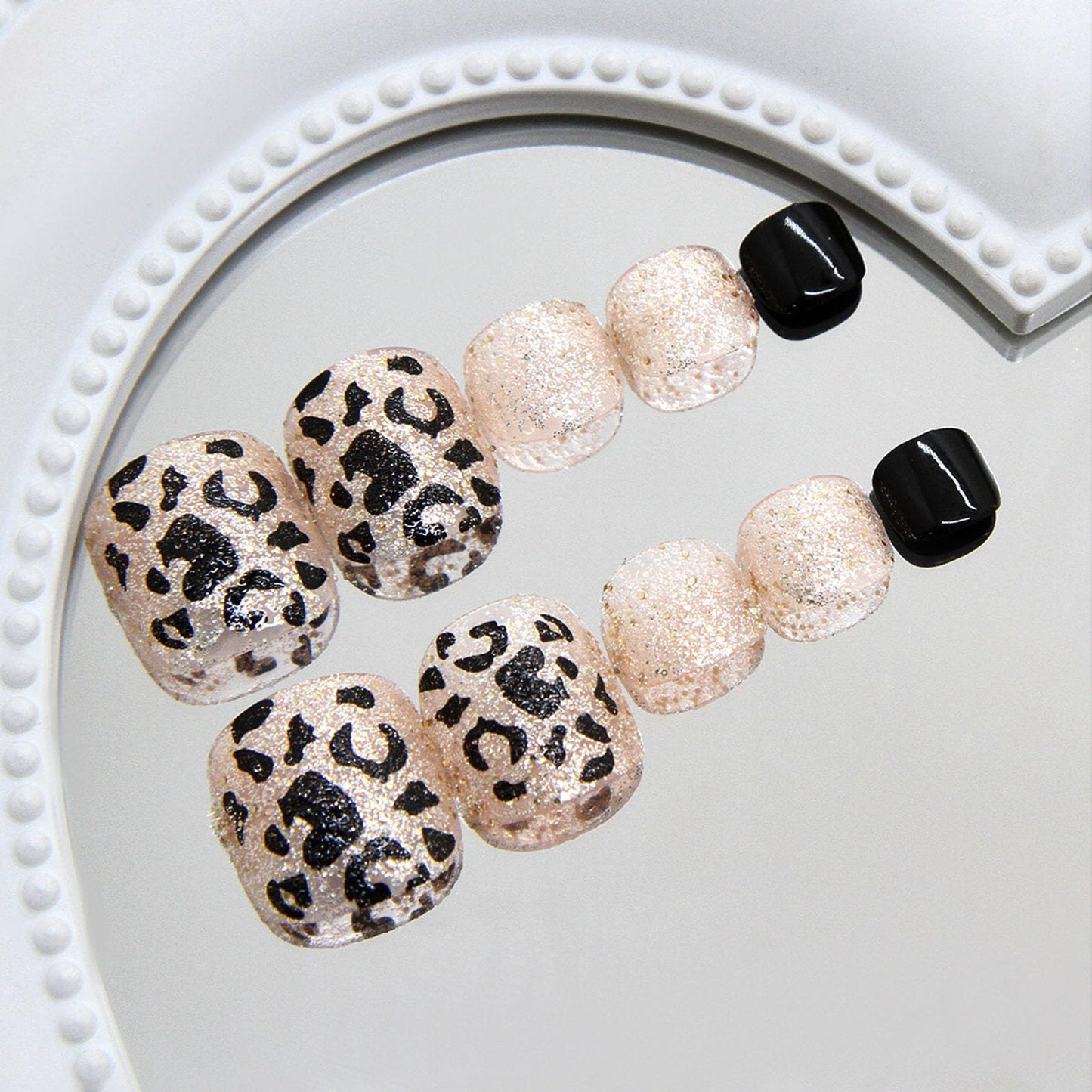 Press on Toenails Black Fake Toe nails with Gold Glitter Leopard Print Designs Glossy Short Square Toe nails Press ons Acrylic Stick on Toenails for Women 24Pcs