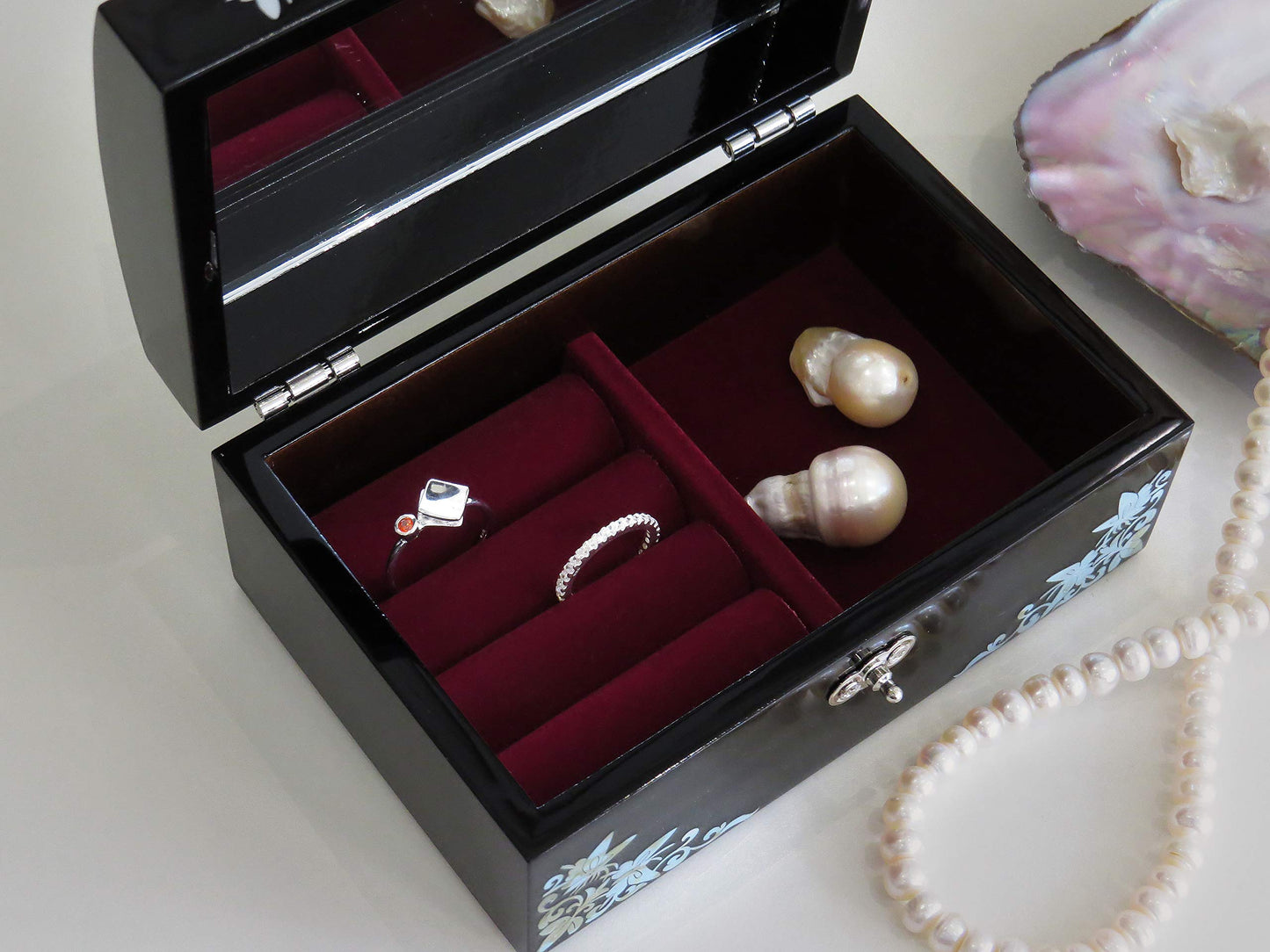 MADDesign Mother of Pearl Jewelry Ring Earring Box Butterflies Design