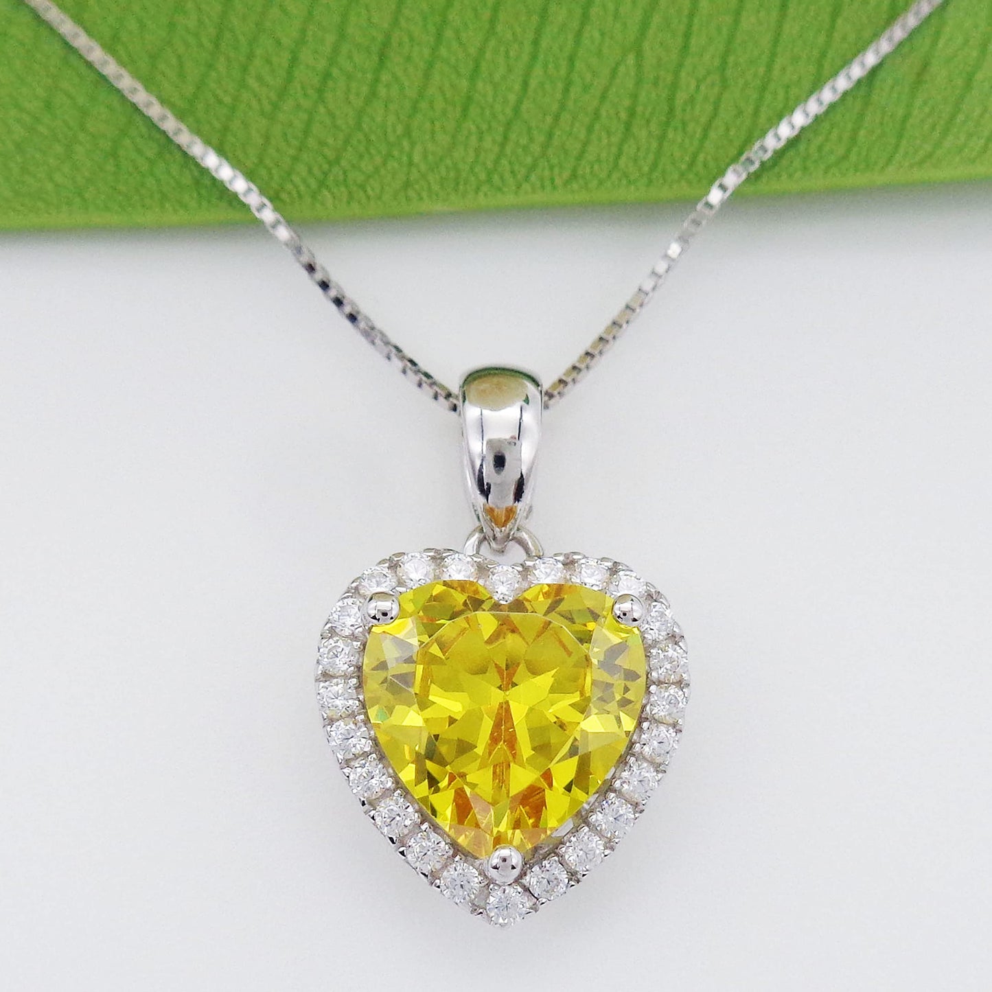 Navachi 925 Sterling Silver 18k White Gold Plated 3.7ct Heart Citrine Az9311a Necklace Pendant 18"