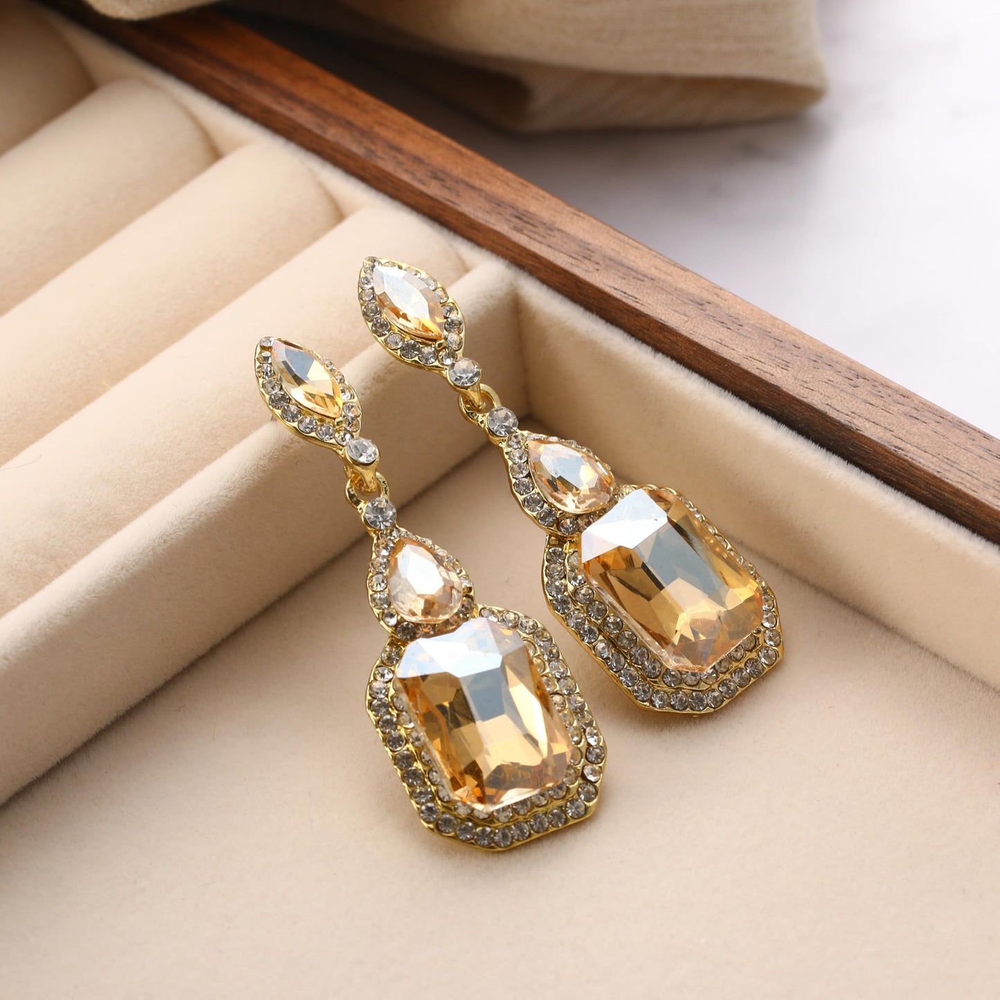 BriLove Wedding Statement Big Earrings for Women Emerald Cut Crystal Infinity Figure 8 Chandelier Large Long Earring Champagne