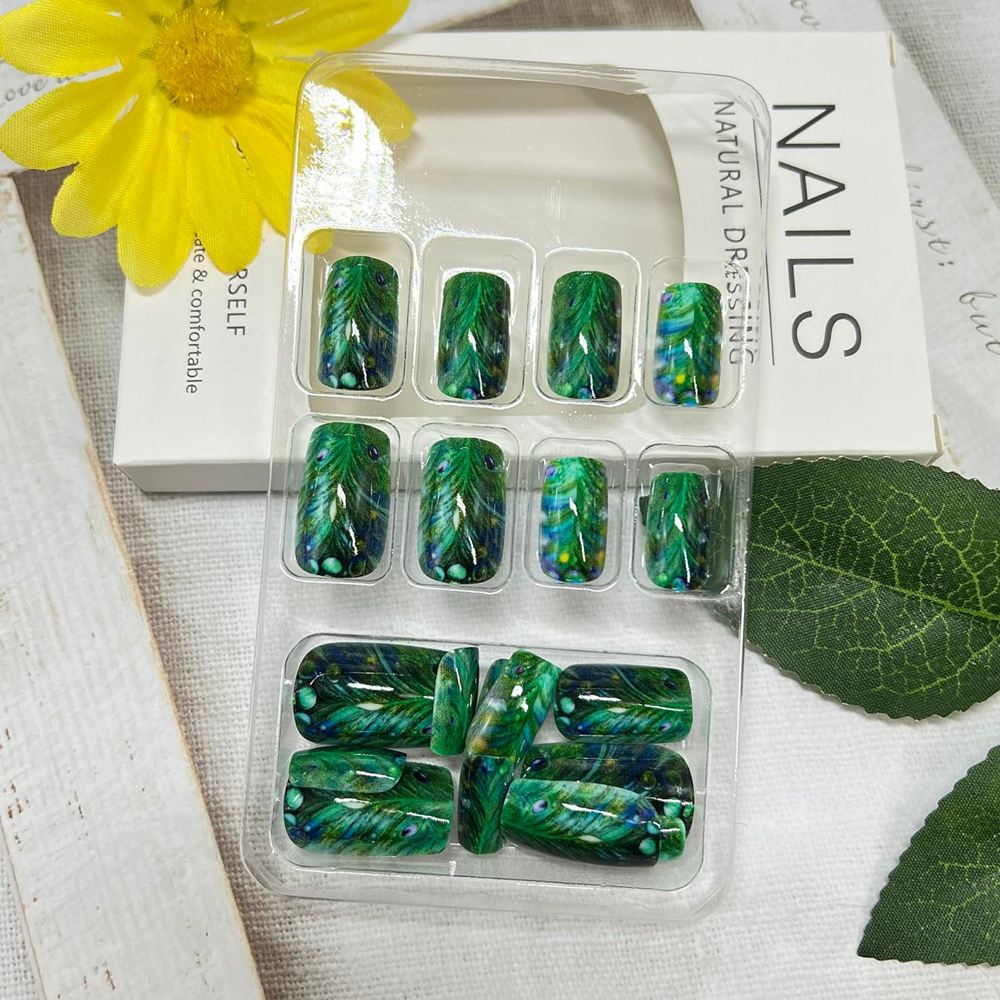 Green Press on Nails Medium Square Fake Nails Feathers False Nail Glossy Full Cover Acrylic Peacock Feather Stick on Nail for Women 24Pcs