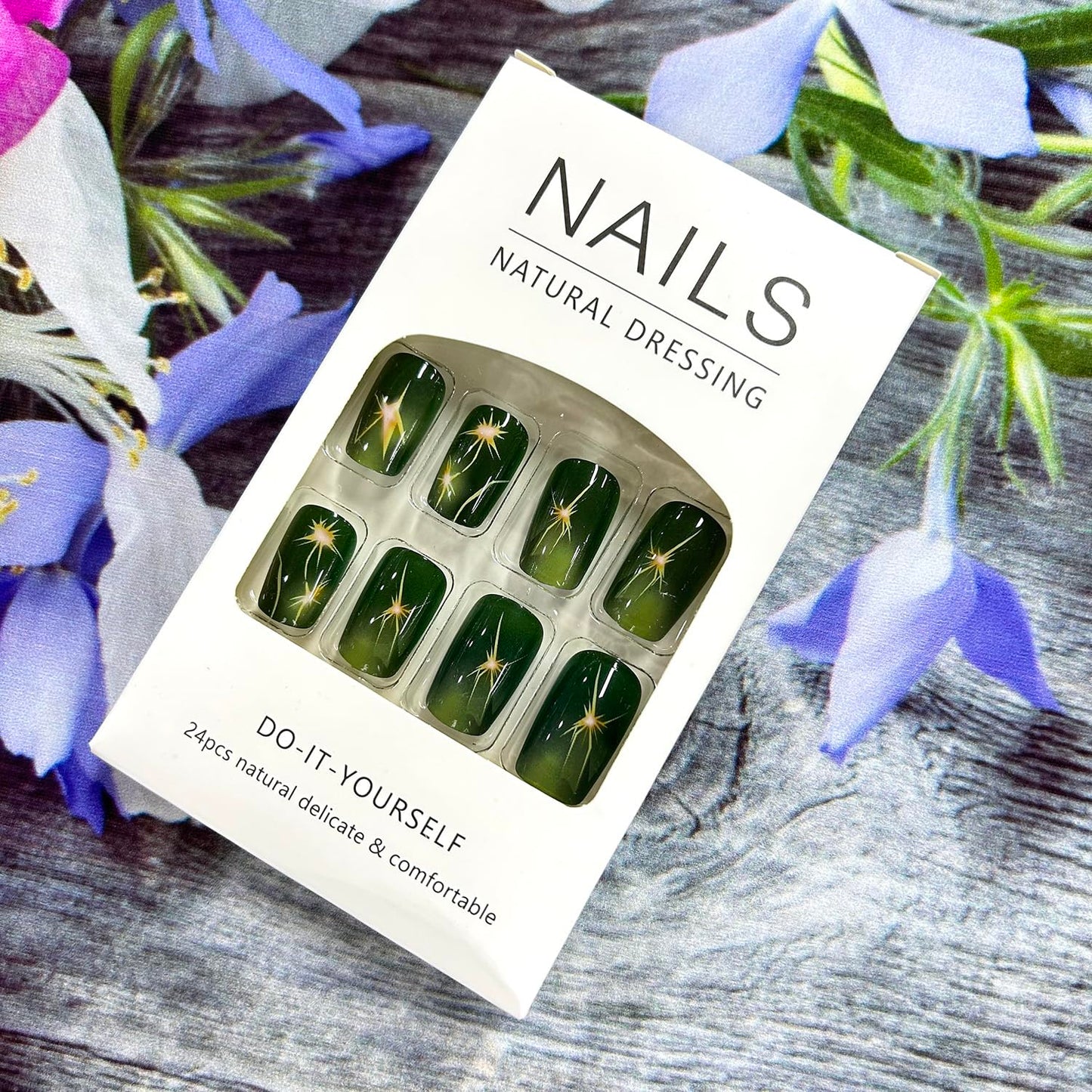 Green Press on Nails Medium Square Lightning Design Full Cover Glossy Artificial Acrylic Coffin Nails Reusable Glue on DIY Stick on for Women 24Pcs