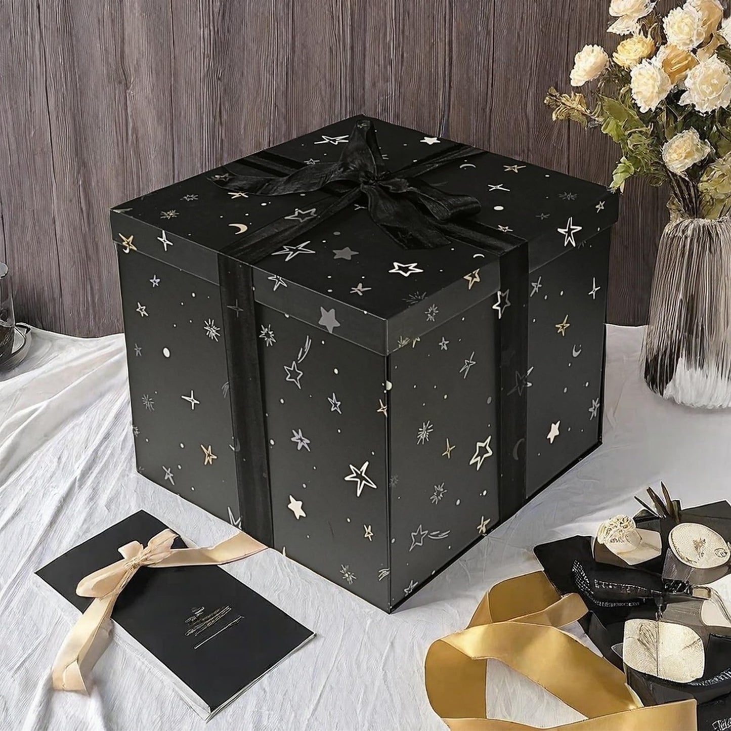 YINUOYOUJIA Large Gift Box 12x12x10Inches,Gift Boxes with Lids for Presents,Present Box,Birthday Box,Gift Packaging for Valentine's Day,Mother's Day,Christmas,Anniversaries.(Black Stars)