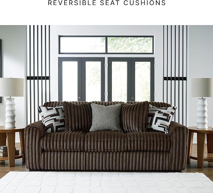 Signature Design by Ashley Maitelynn Contemporary Loveseat with Accent Pillows, Reversible Cushions and Sloped Arms, Light Gray