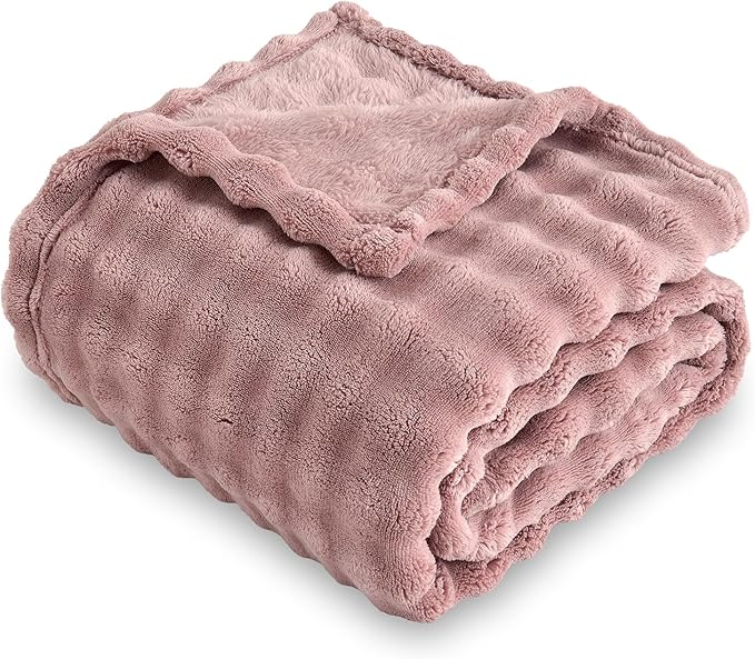 SOCHOW Dusty Pink Bubble Fleece Blanket for Couch, Super Soft Cozy Cute Throw Blanket for Women, Decorative Fuzzy Flannel Blanket, 50 x 60 Inches