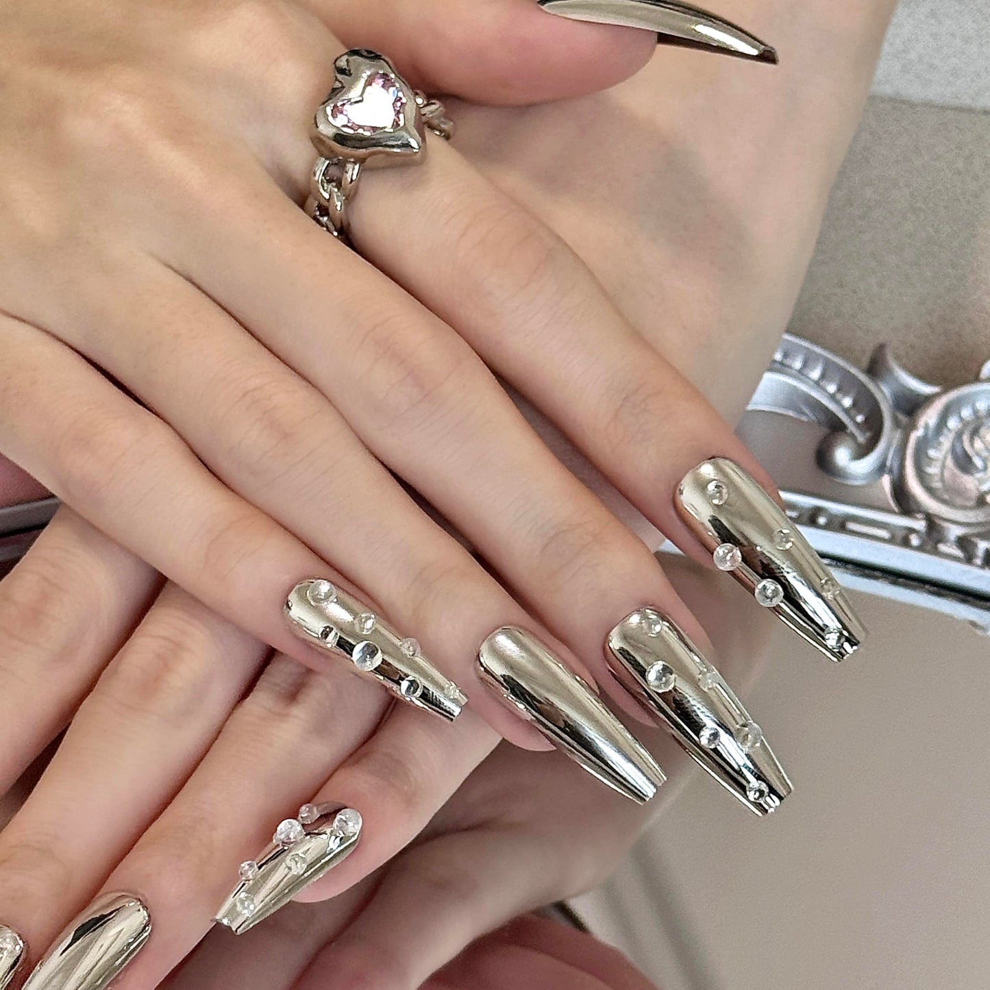 Mirror Silver Press on Nails, Metallic Chrome Fake Nails Coffin Medium Length, Holographic Acrylic Stick on Nails for Women - 24Pcs Reusable False Nails with Glue Party & Wedding
