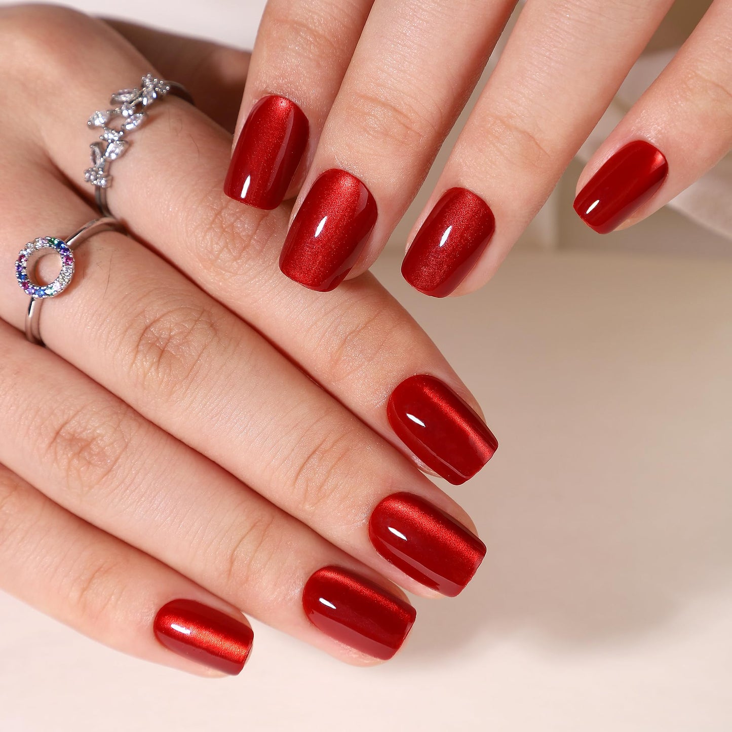 WAFOLOZE Short Square Press on Nails Gel Fake Nails with Red Cat's Eye High-end Feel Designs, Christmas Glue On False Nail Press Ons Fall/Winter Acrylic Artificial Stick On Nails for Women 32Pcs