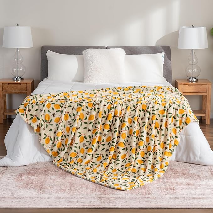 Berkshire Blanket-Classic Heavyweight Warm Soft Printed VelvetLoft® Plush Blanket, King Size Soft Fuzzy Blanket for Couch Sofa Bed, Lemons and Bees Yellow, 90in x 108in