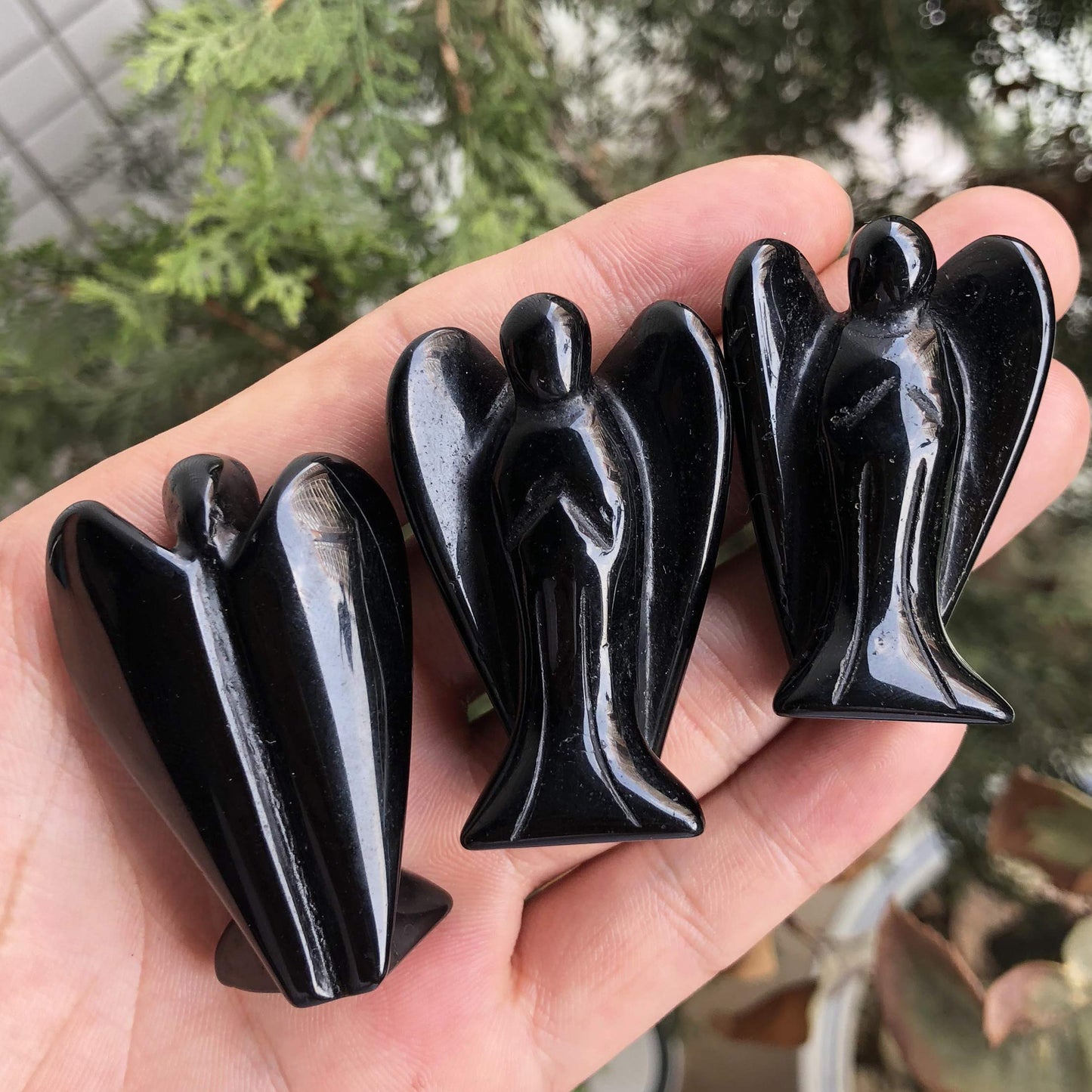 favoramulet 2 Inches Black Obsidian Pray Guardian Angel Statue, Carved Healing Peace Angel with Wing Figurine Pocket Stone