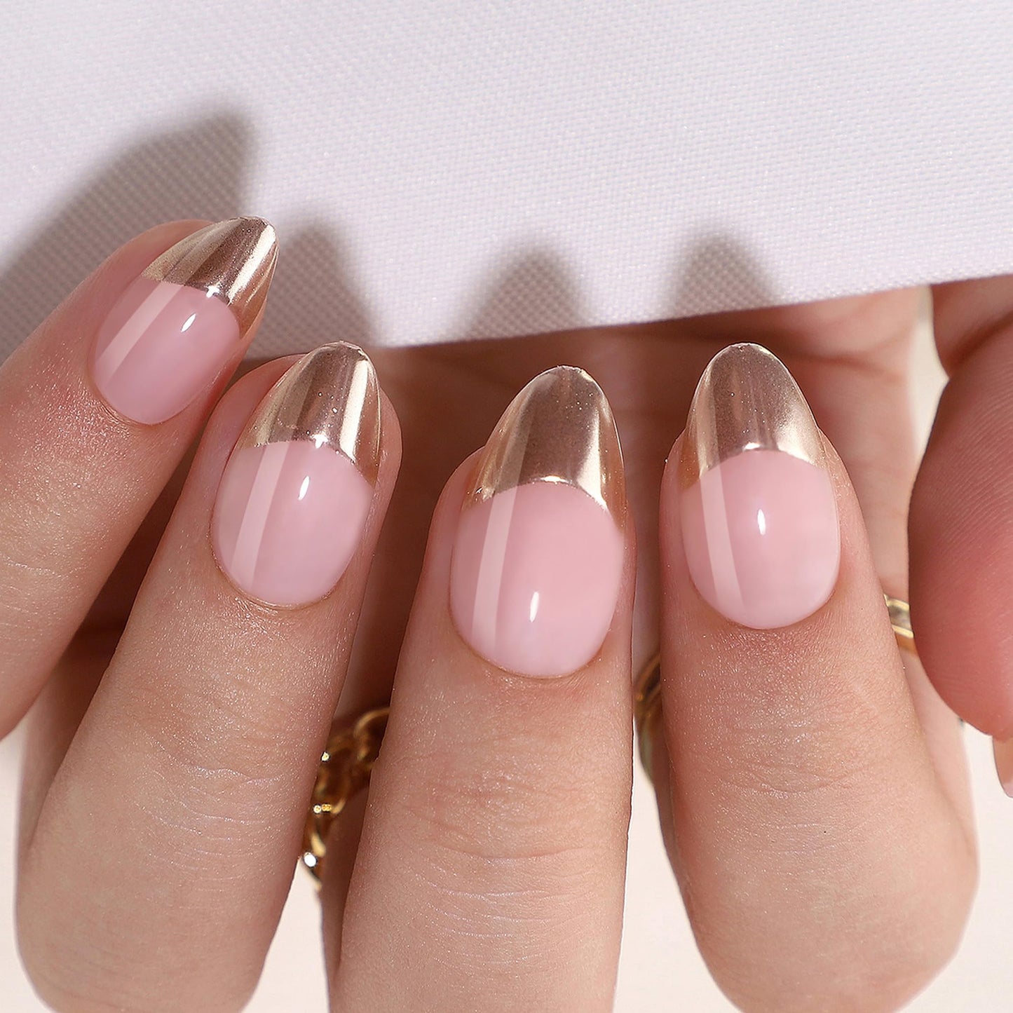 WAFOLOZE French Tip Press On Nails Almond - Short Fake Nails with Gold French Designs, Artificial Nails 16 Sizes - 32Pcs Reusable Soft Gel False Nails Tips Kit, Stick On Nails for Women