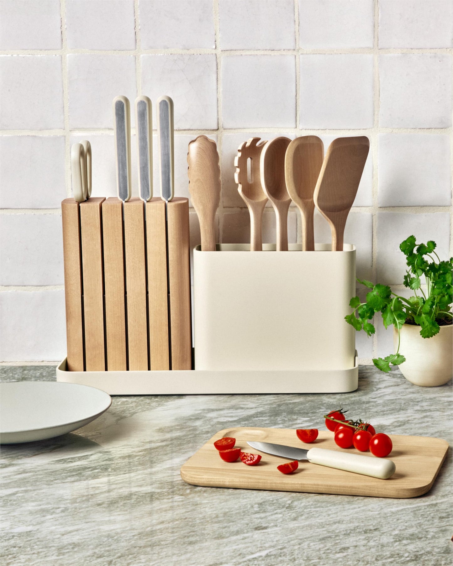 Caraway 14-Piece Kitchen Prep Set - Kitchen Knife Set & Wooden Utensil Set - Made With Premium German Steel Blades & FSC-Certified Birch Wood - Non-Toxic Materials - Includes Organizer - Perracotta