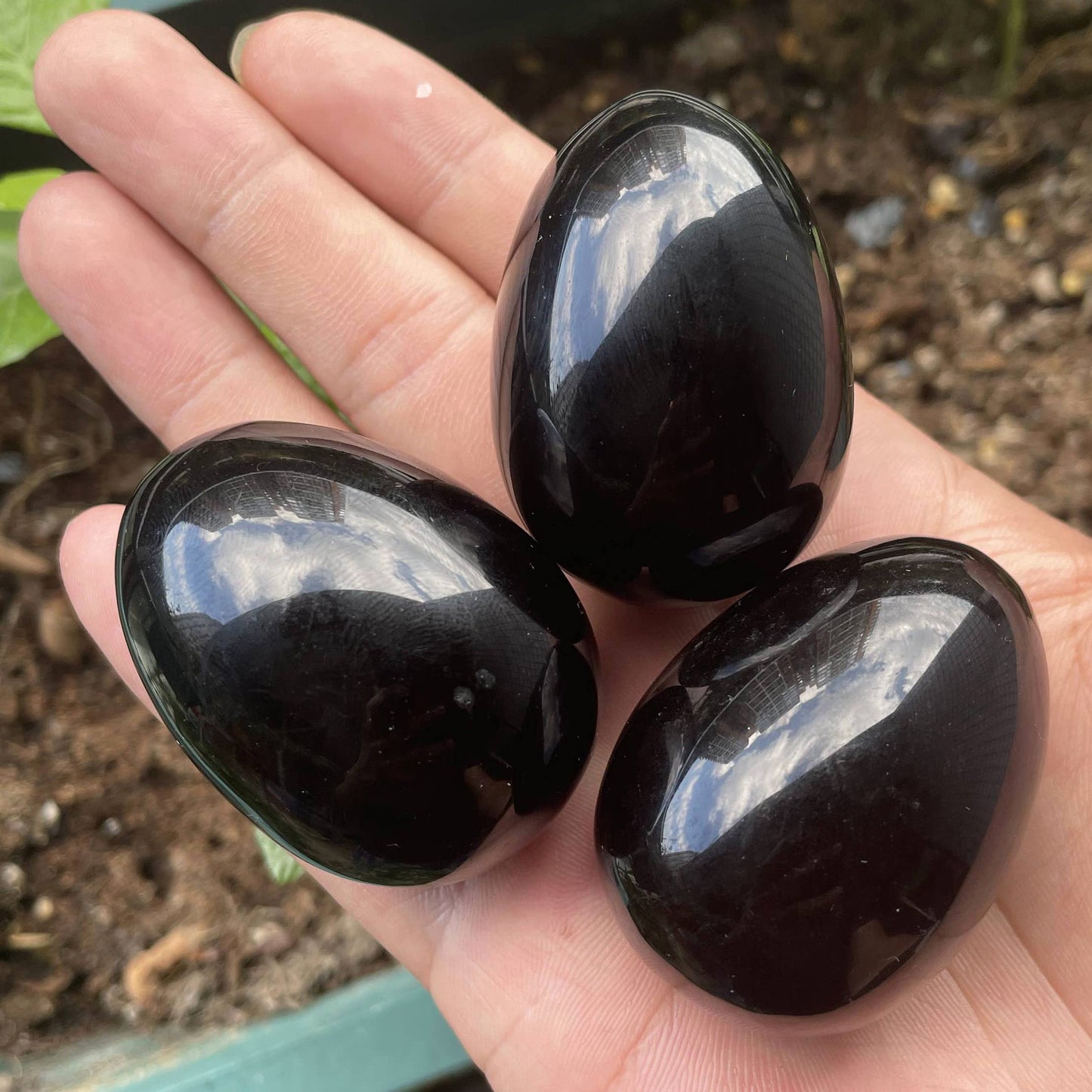 favoramulet Polished Stone Egg for Easter Day, Palm/Pocket/Worry Enegry Healing Crystal Display Sphere Figurine Fengshui, Black Obsidian 1.8" x 1.3"