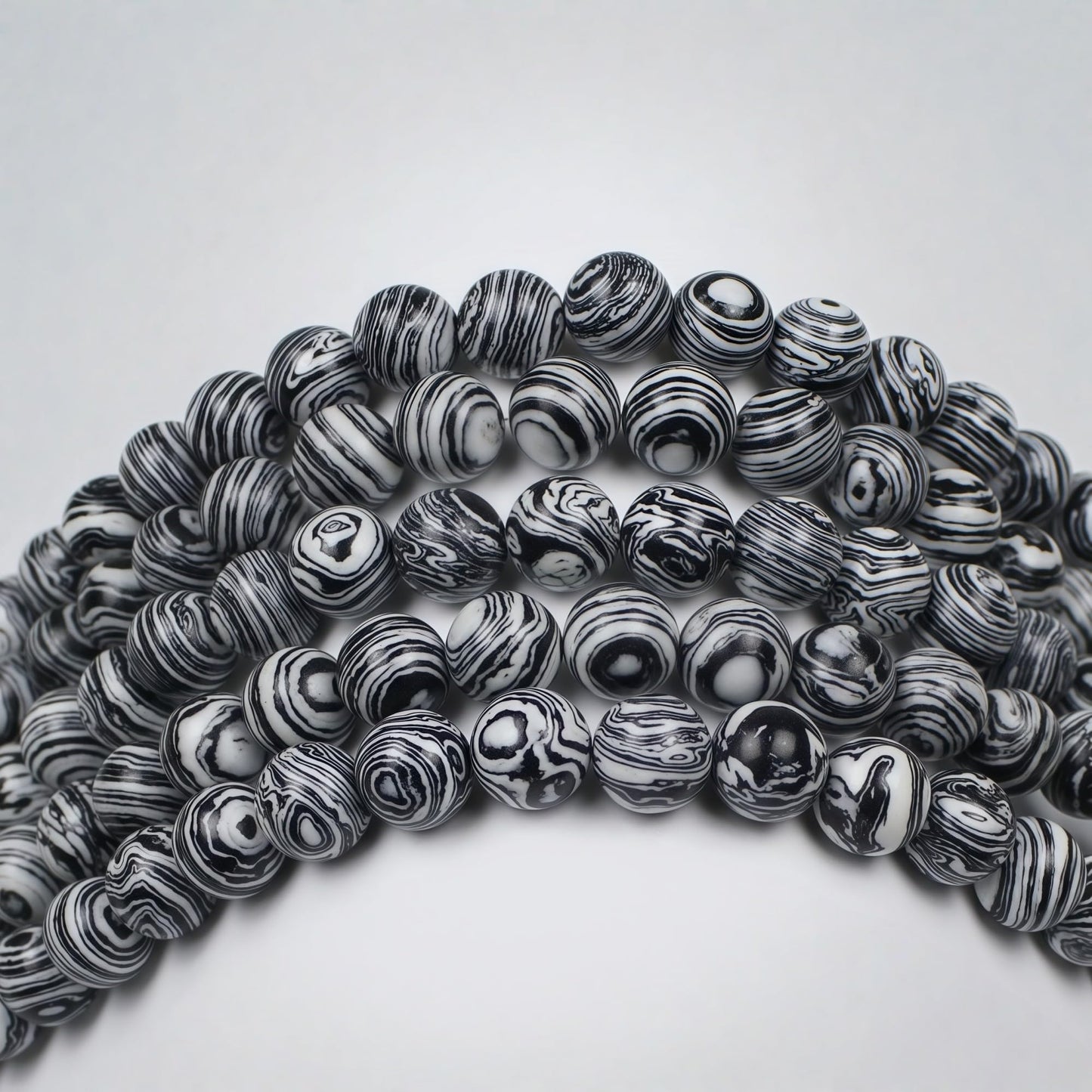 MJDCB Synthesis Colour Malachite Beads Beautiful Fashion Round Stone Beads for DIY Jewelry Making 15" (6mm, Black - White)