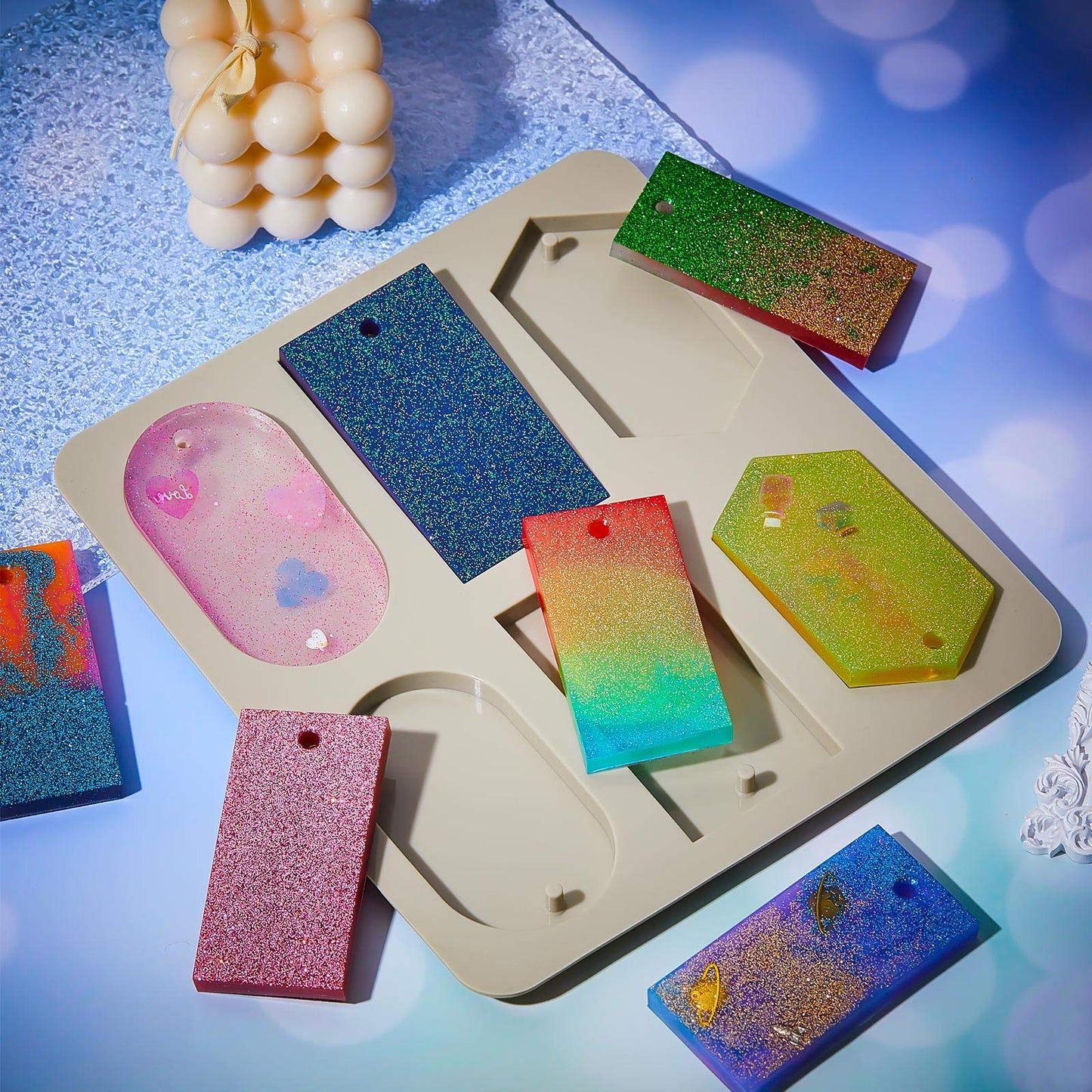 Patelai 2 Pcs Silicone Wax Melt Molds Silicone Resin Keychain and Wax Sachets Epoxy Casting Jewelry Making Molds with Hanging Holes for DIY Jewelry Handicrafts Making(Stylish Style)
