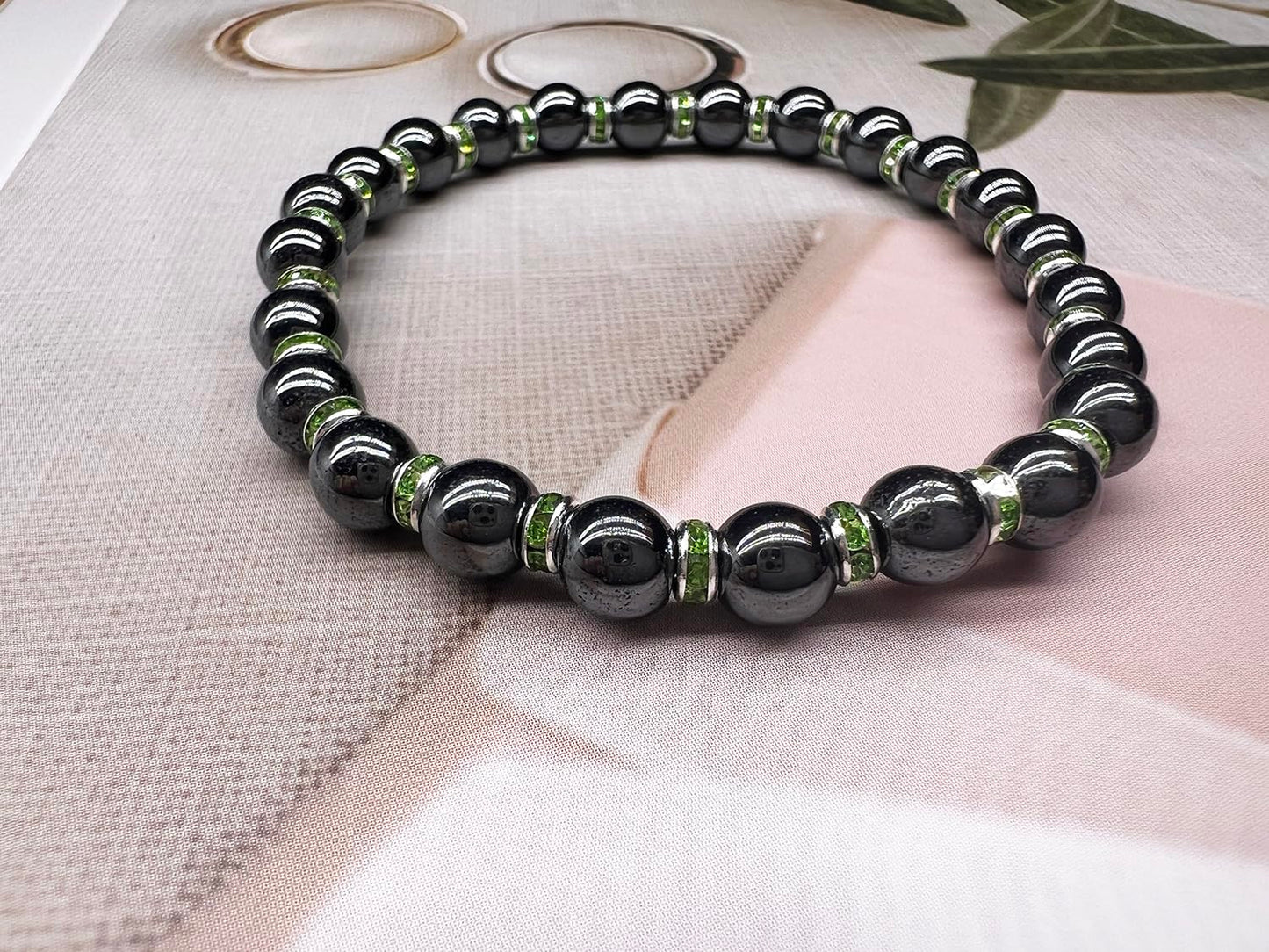 Apocalyptic-K Women's Magnetic Bracelet，Hematite Bracelets，Magnetic Bracelets With Zirconia,Handmade Stretch Bracelet，Eliminates static electricity. (Red Zirconia，6MM)