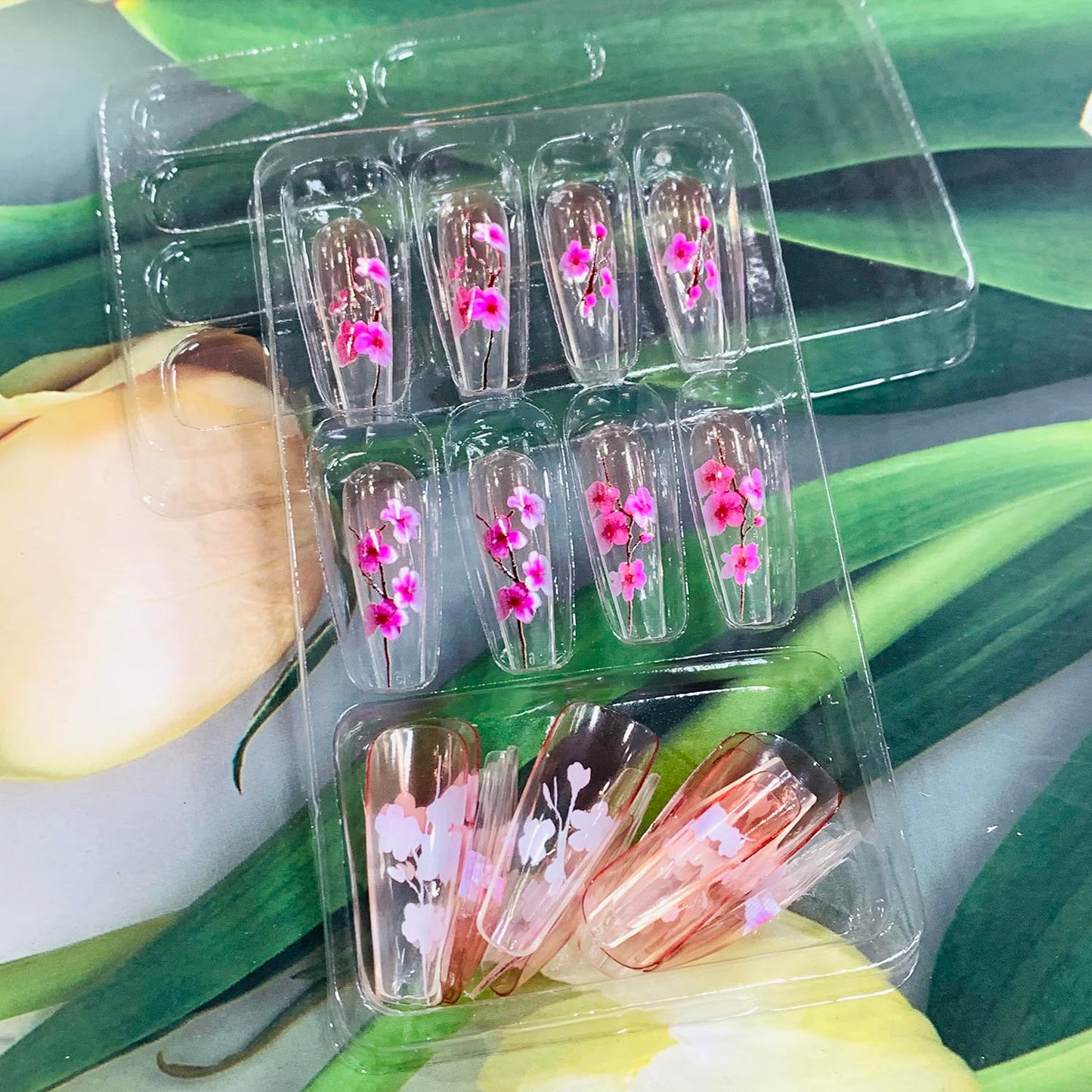 EYZOTSF Press on Nails Medium Square Shaped Acrylic Medium Square Shaped False Nails with Designs Artificial Short Coffin Fake Nails with Charms Glue ons Fingernails for Women Girls(XA11460)