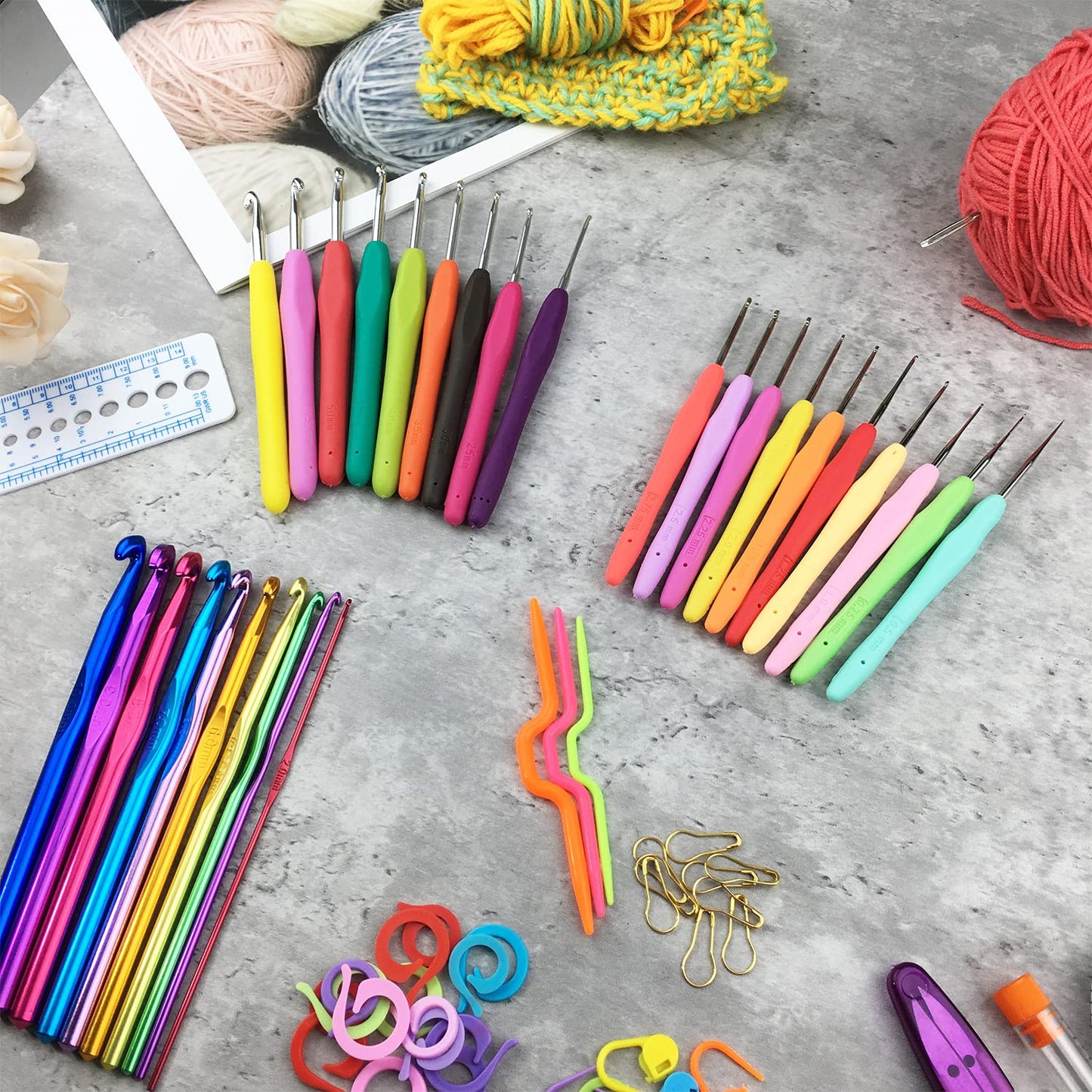 Mdoker 100pcs Crochet Hooks Set in Case Ergonomic Soft Grip Handles Weave Yarn Knitting Needles Kit and Crochet Needle Accessories Crochet Kit Complete Set for Beginners and Experienced Lover