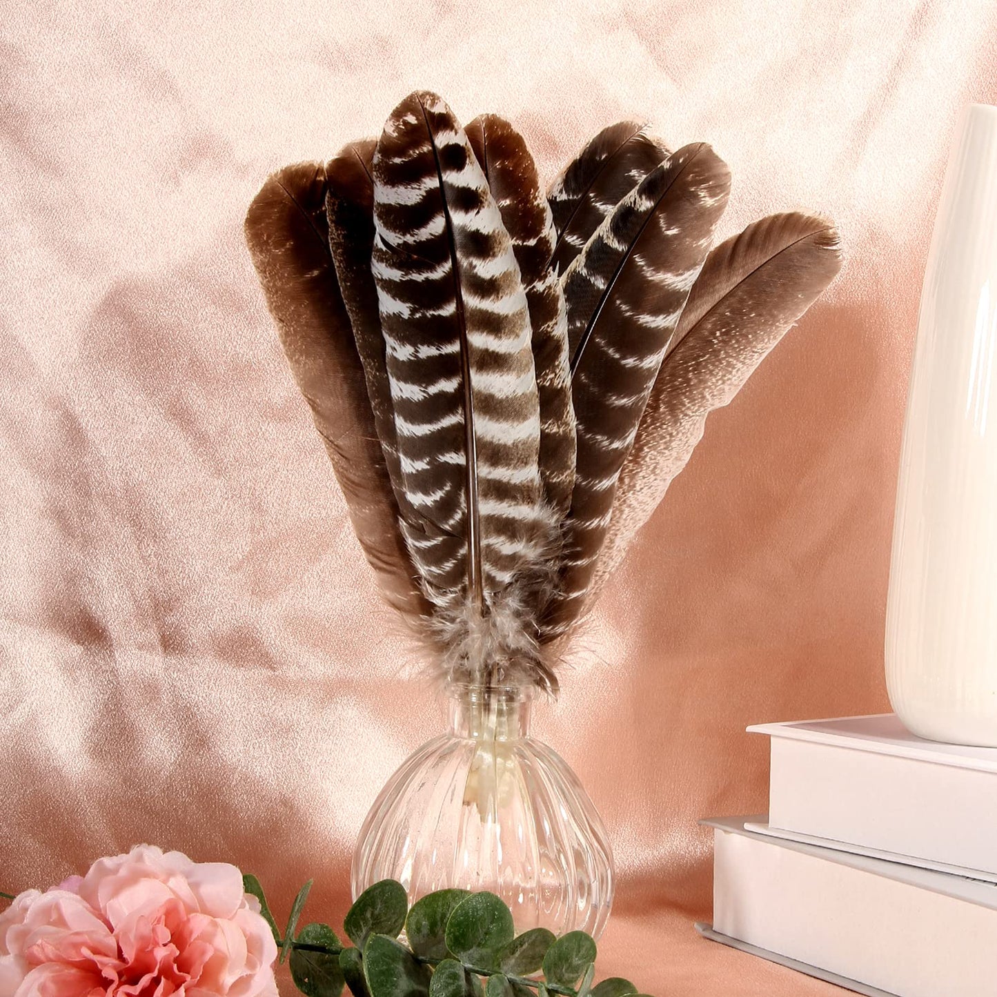 THARAHT 24pcs Natural Wild Turkey Wing Feathers Quill Bulk 8-10inch 20-25cm for DIY Crafts Project Collection Wedding Decoration Wild Turkey Tails Feather
